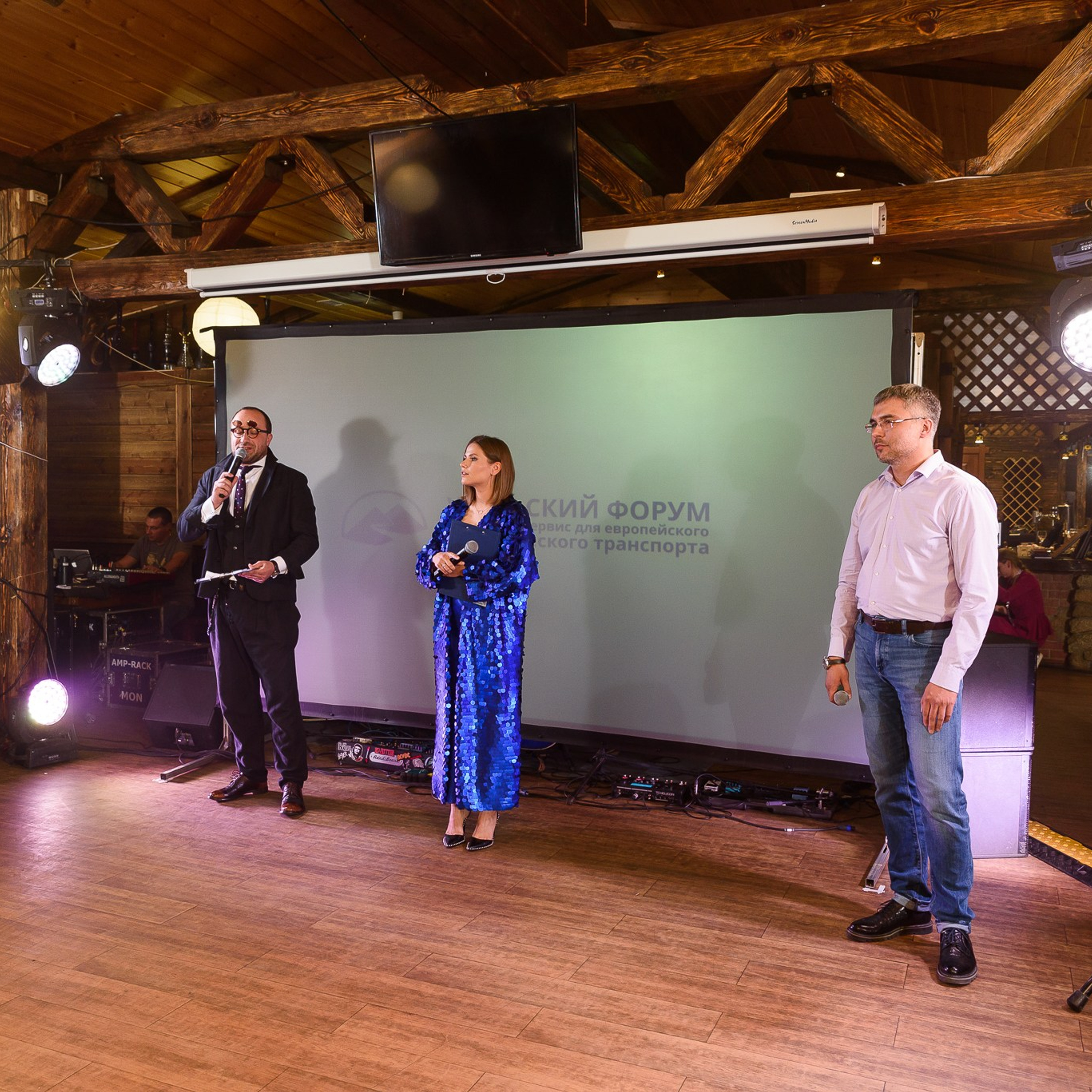 Фотограф на корпоратив, конференцию, мероприятие | Качественные репортажные фото | Челябинск. Репортажный Фотограф в Челябинске Сергей Станин