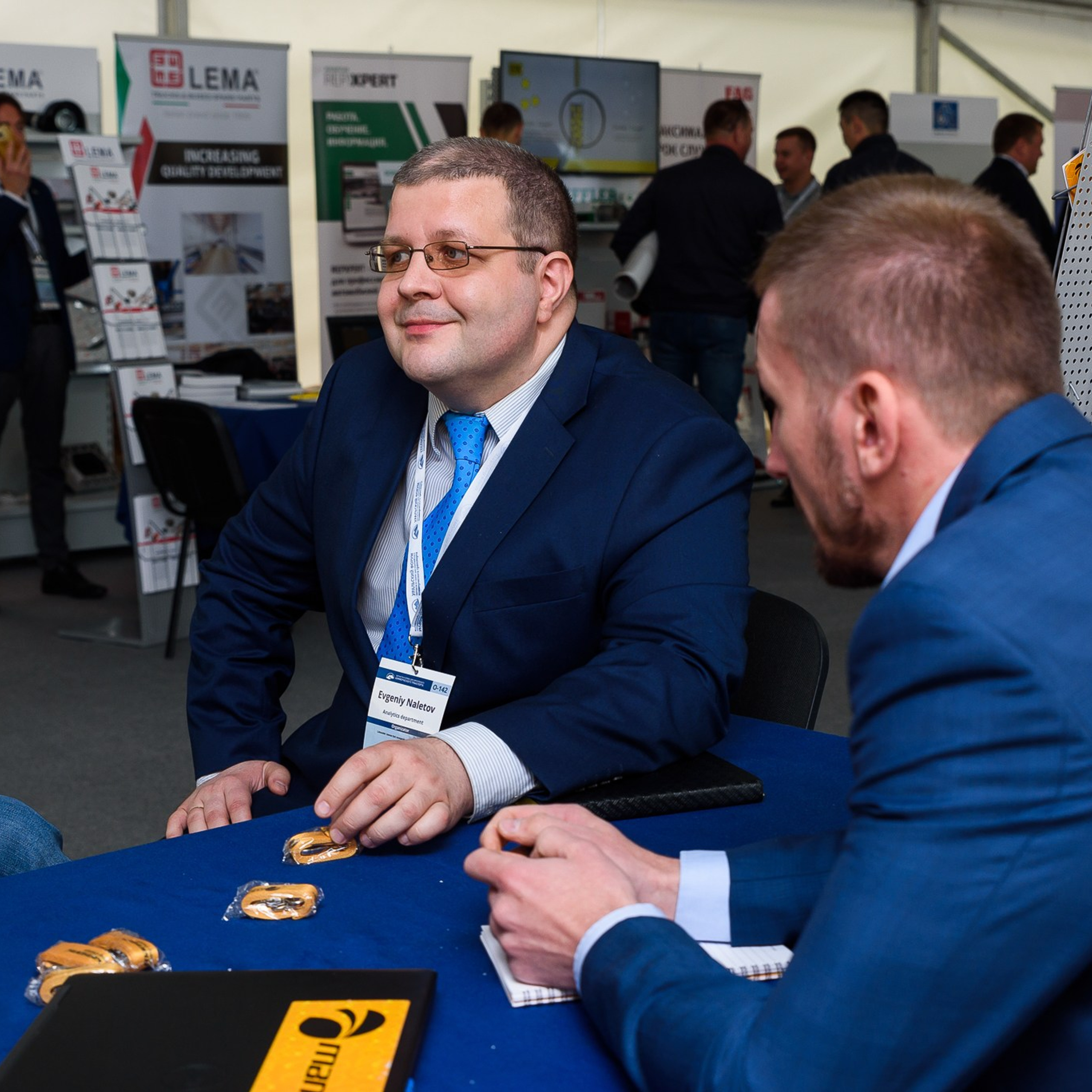 Фотограф на корпоратив, конференцию, мероприятие | Качественные репортажные фото | Челябинск. Репортажный Фотограф в Челябинске Сергей Станин