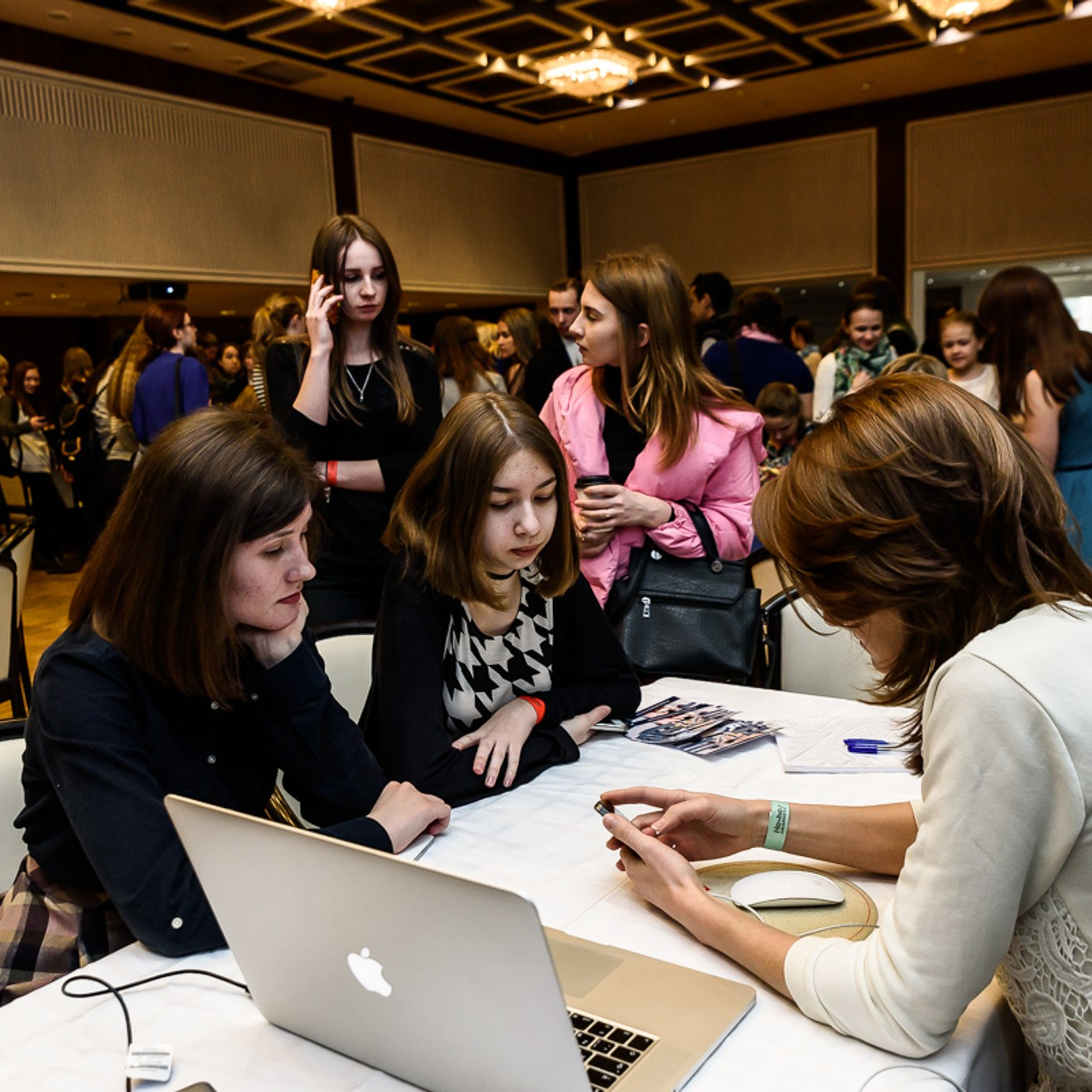 Фотограф на корпоратив, конференцию, мероприятие | Качественные репортажные фото | Челябинск. Репортажный Фотограф в Челябинске Сергей Станин
