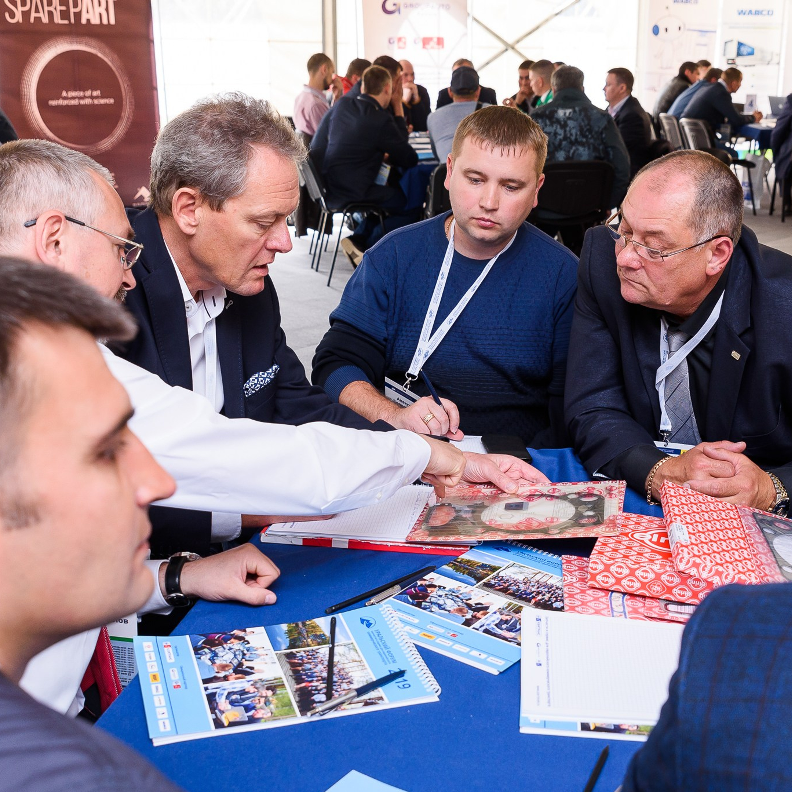 Фотограф на корпоратив, конференцию, мероприятие | Качественные репортажные фото | Челябинск. Репортажный Фотограф в Челябинске Сергей Станин