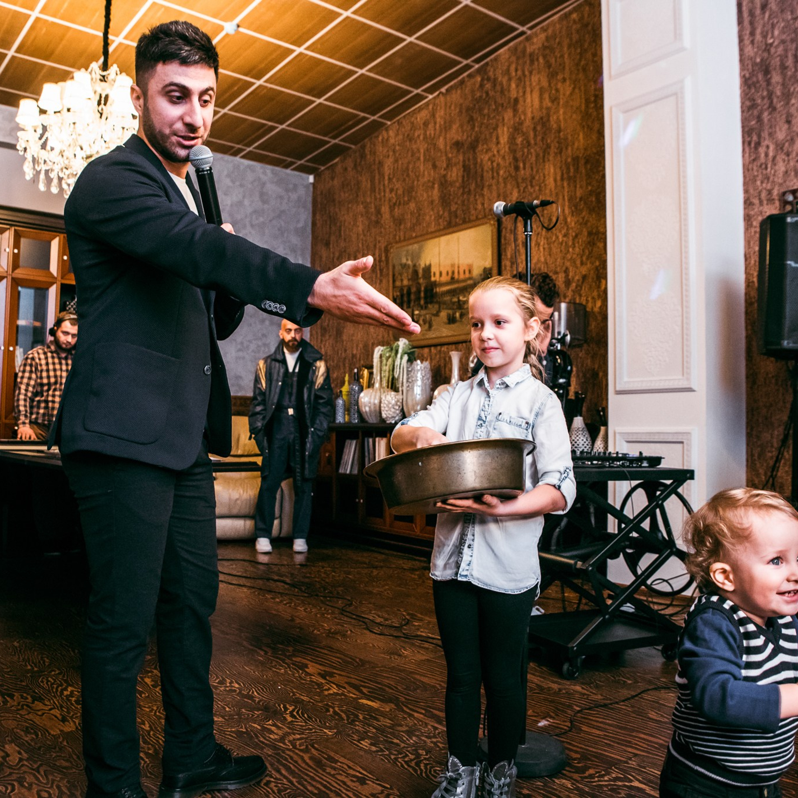 Фотограф на корпоратив, конференцию, мероприятие | Качественные репортажные фото | Челябинск. Репортажный Фотограф в Челябинске Сергей Станин