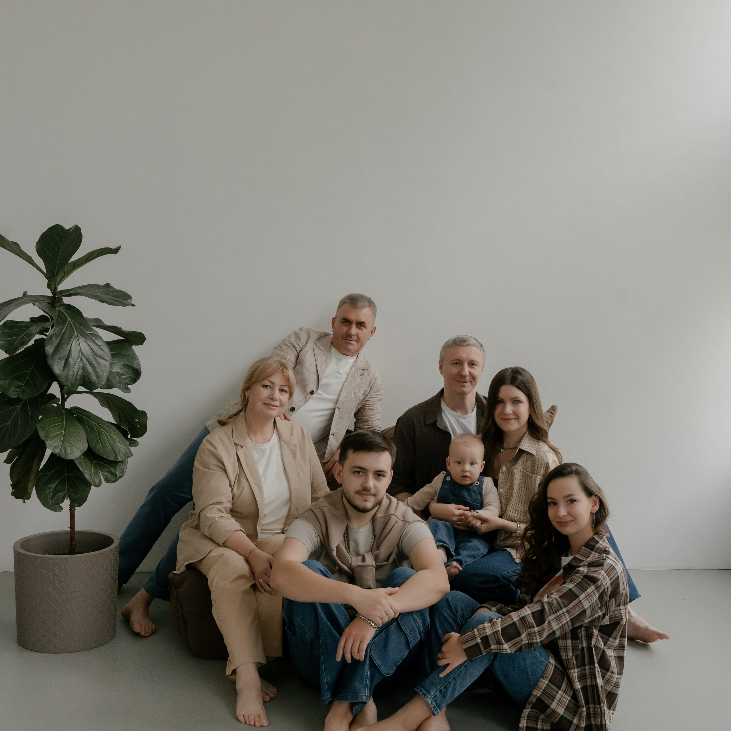 Большая семья Елисея