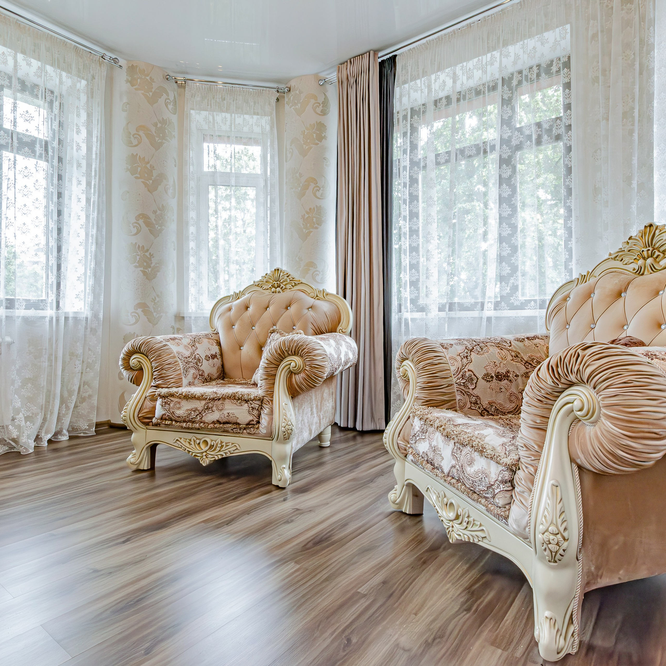 Вишневского 3