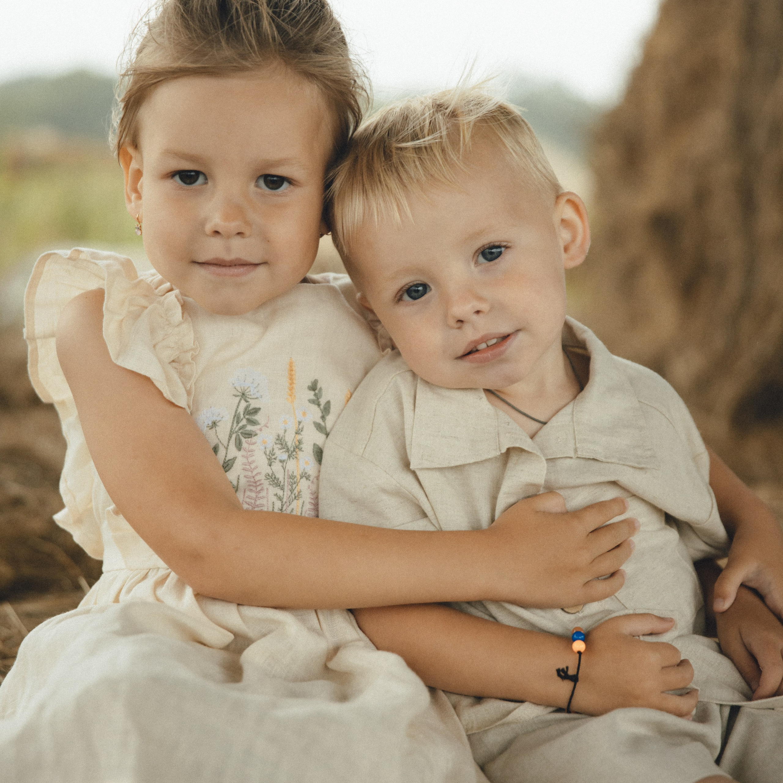 Семья в Конюшне