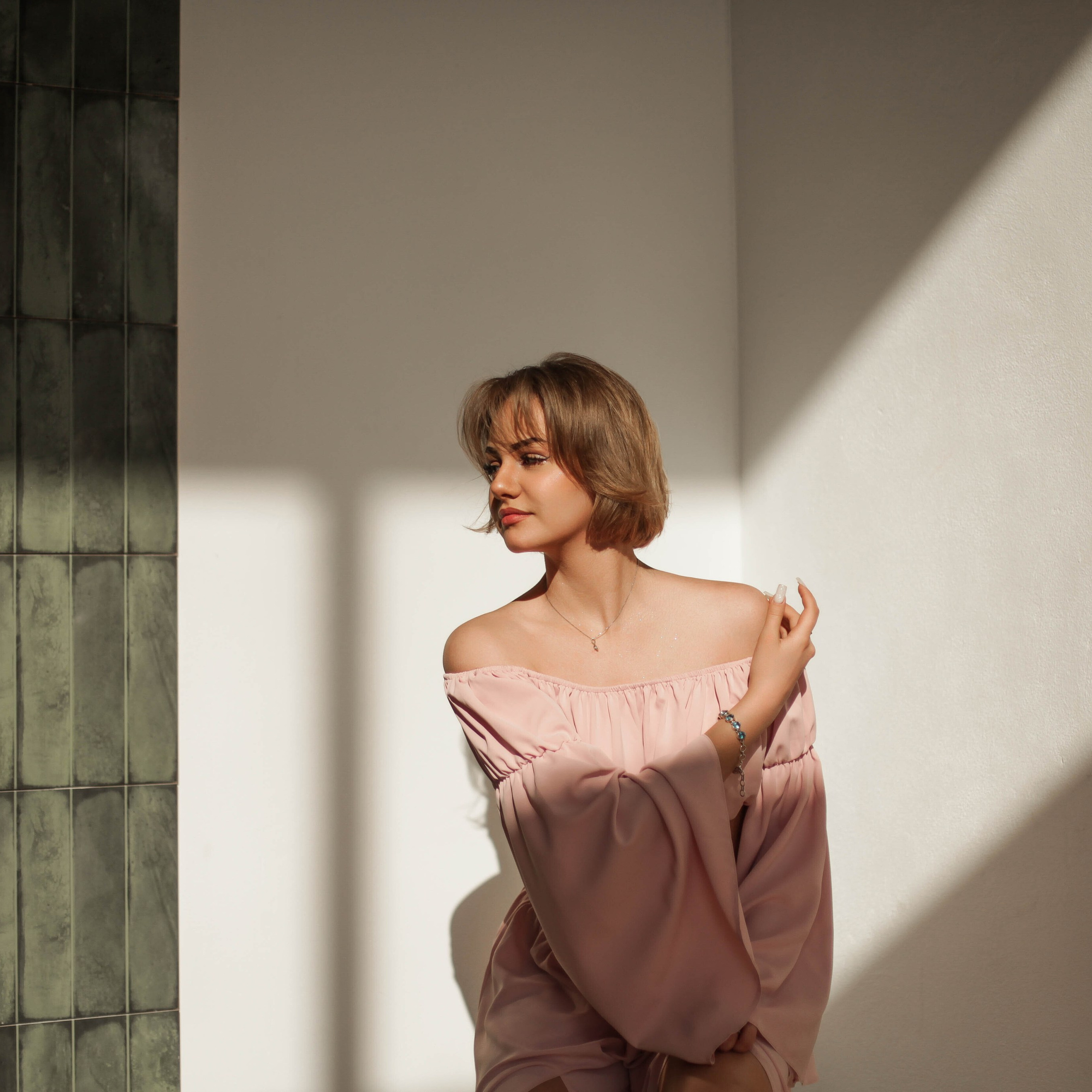 Арина (студийная съемка)