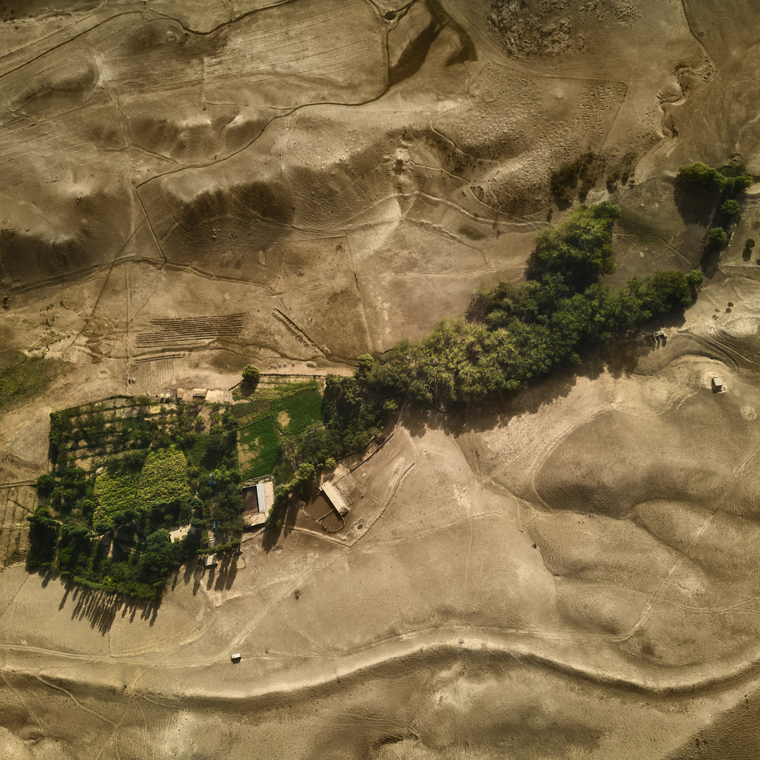 Киргизия — геопарк Мадыген (19.05.25 — 27.05.25). Фотограф Константин Шамин