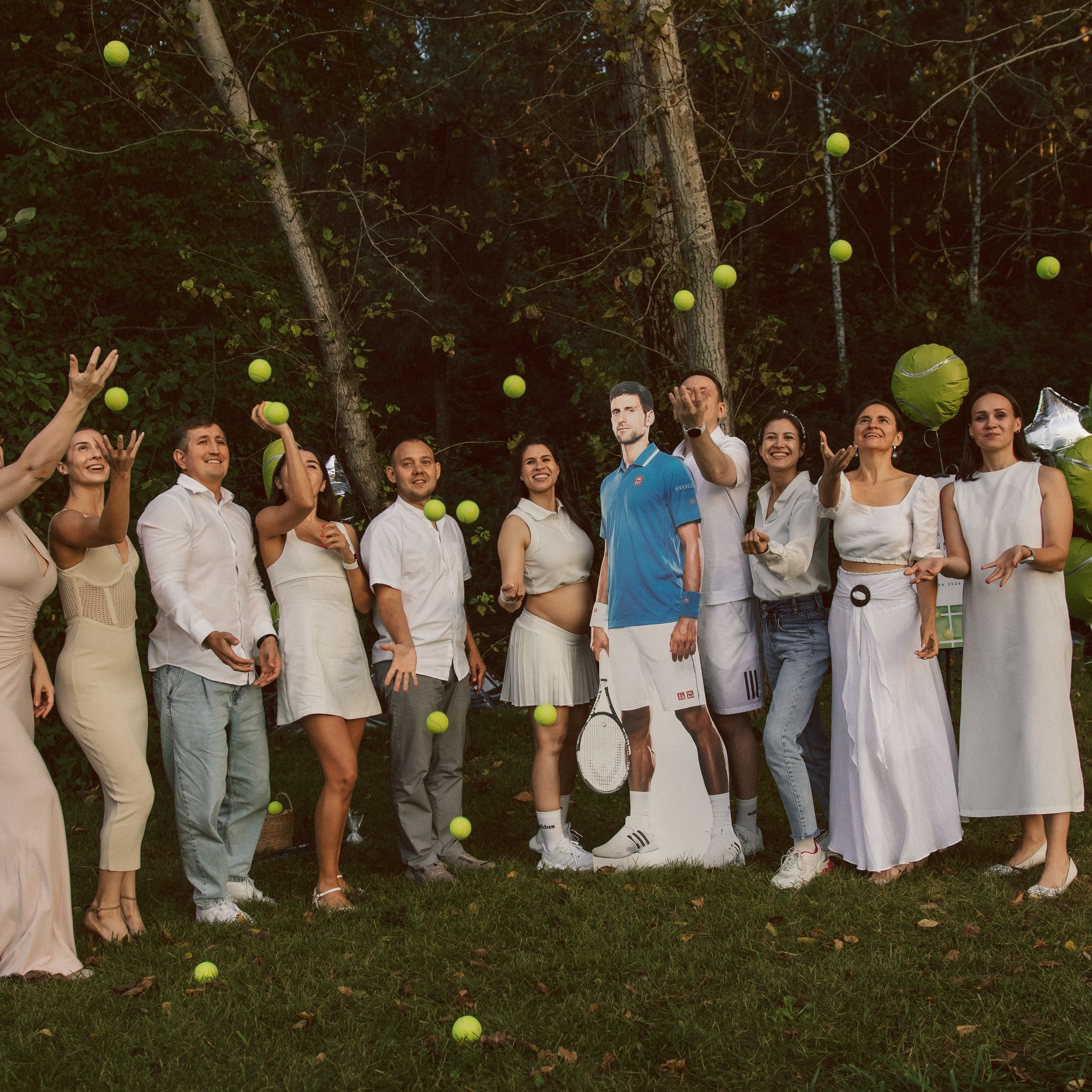 Tennis gender party