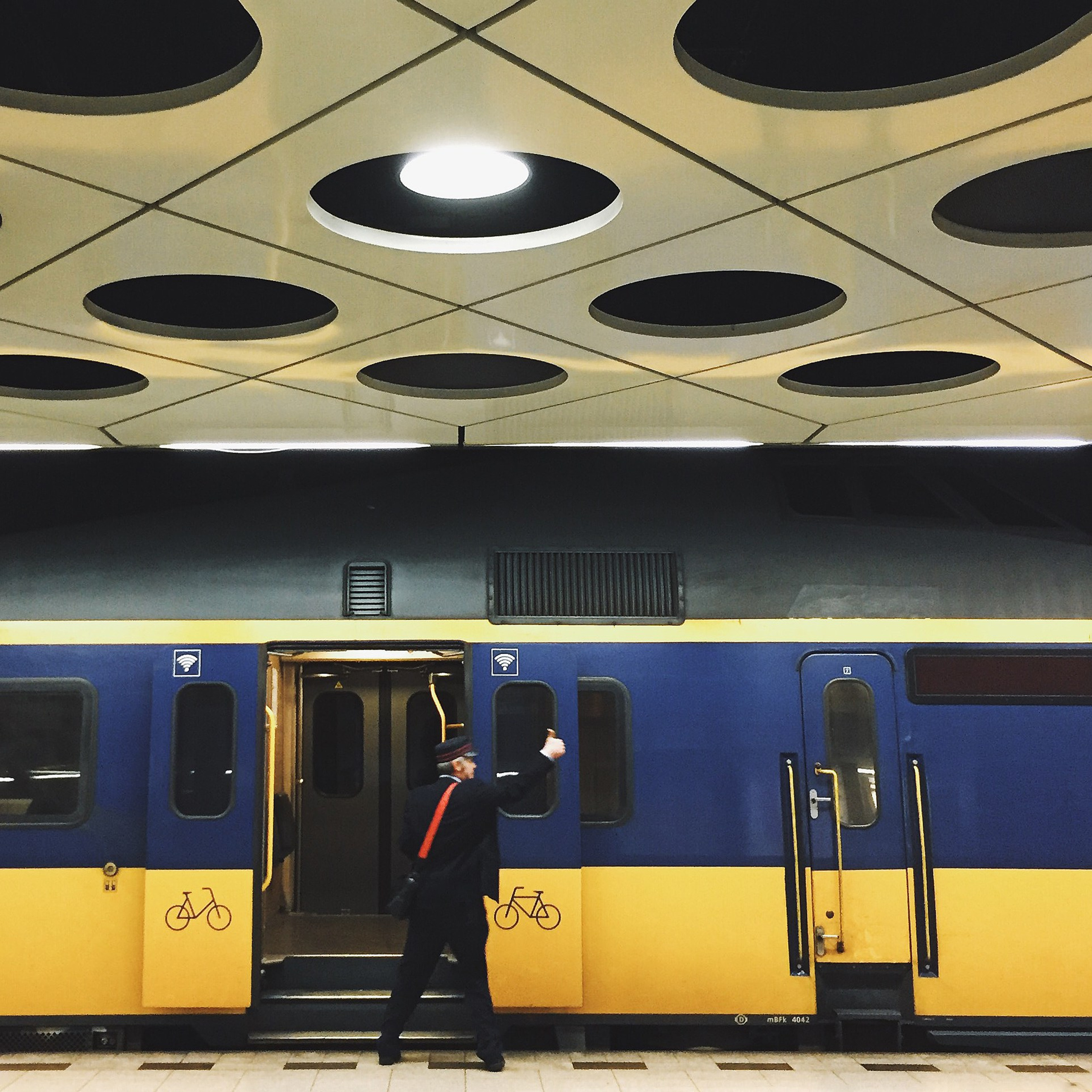 2015, iPhone 6, Netherlands