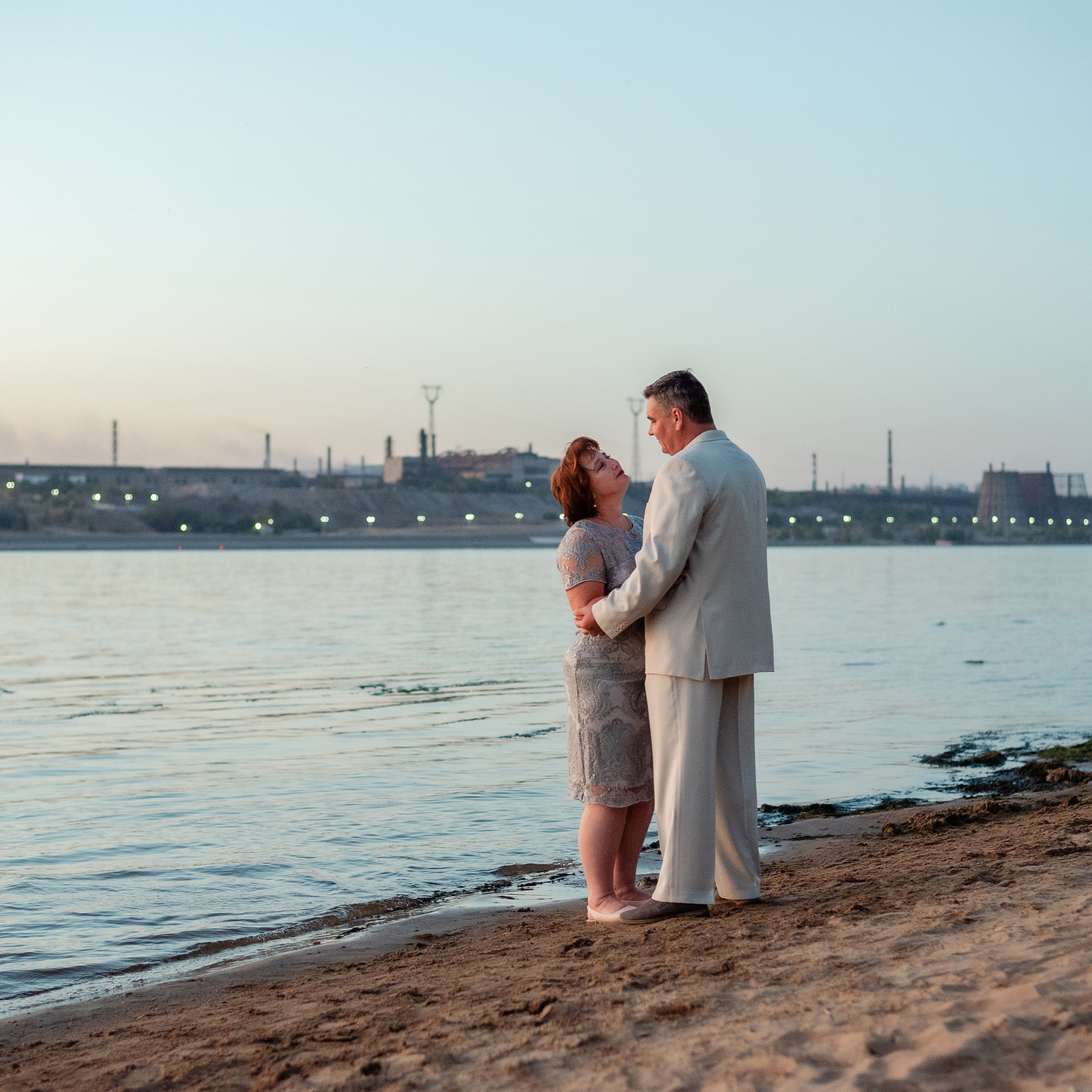 25 лет рука об руку