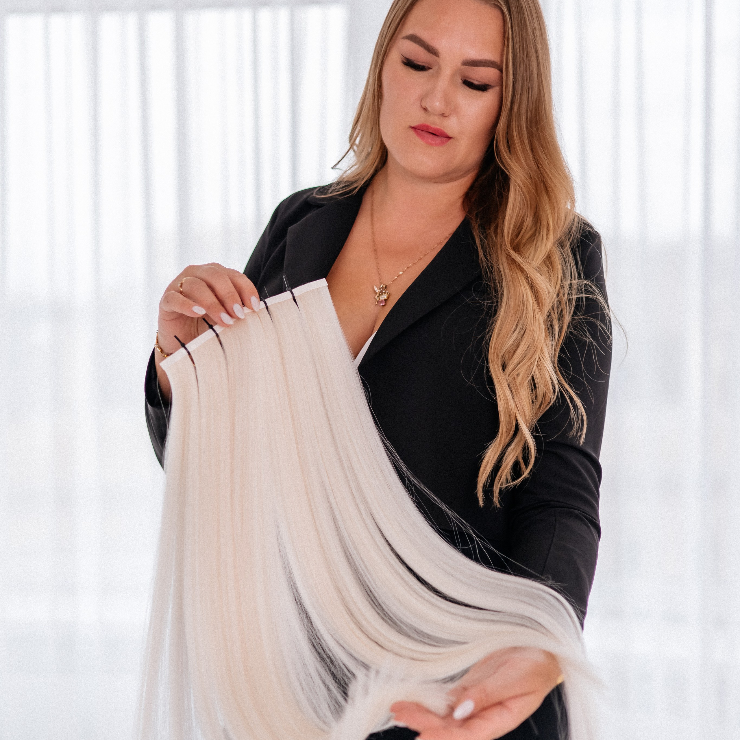 Мастера по&nbsp;наращиванию волос