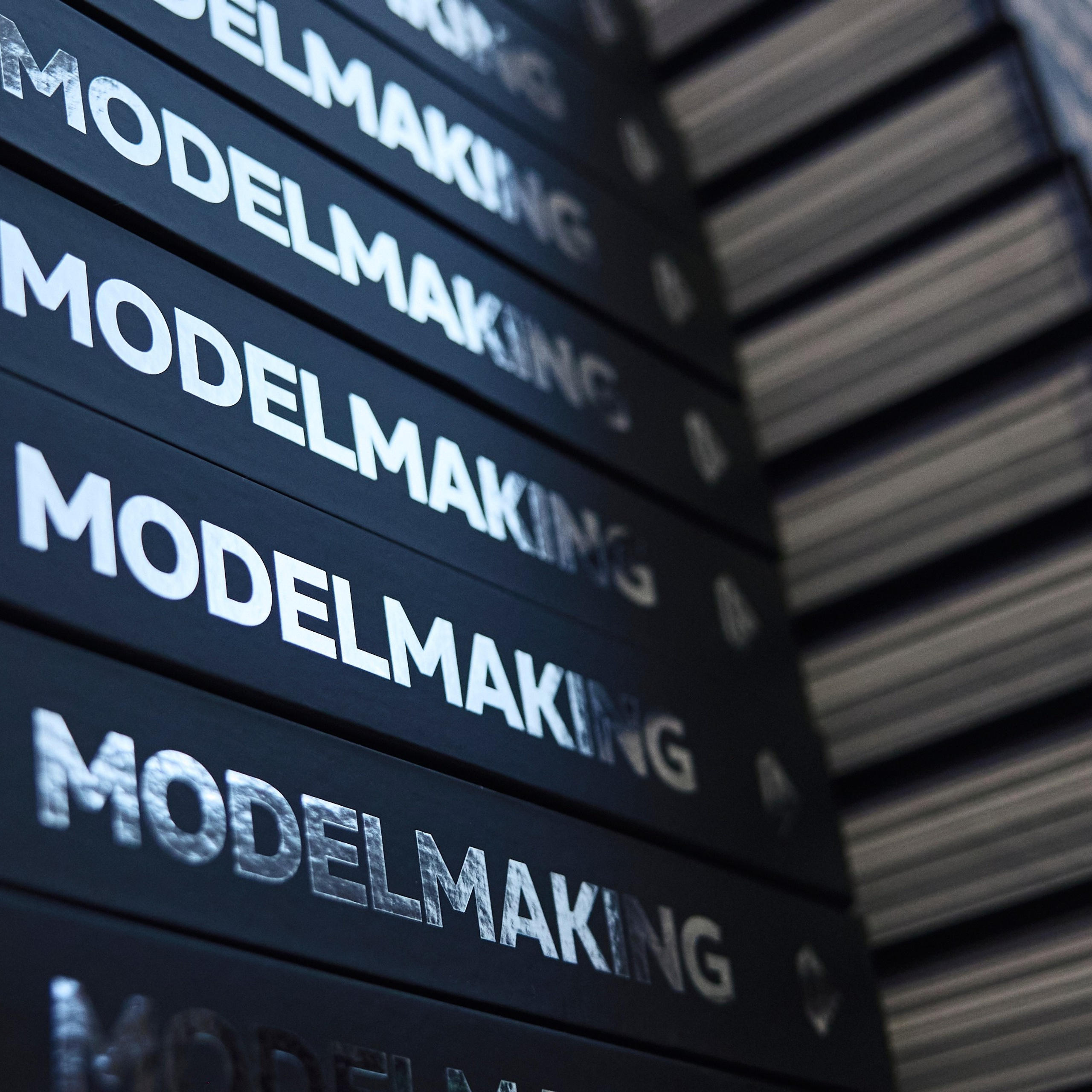 Презентация книги «Modelmaking»