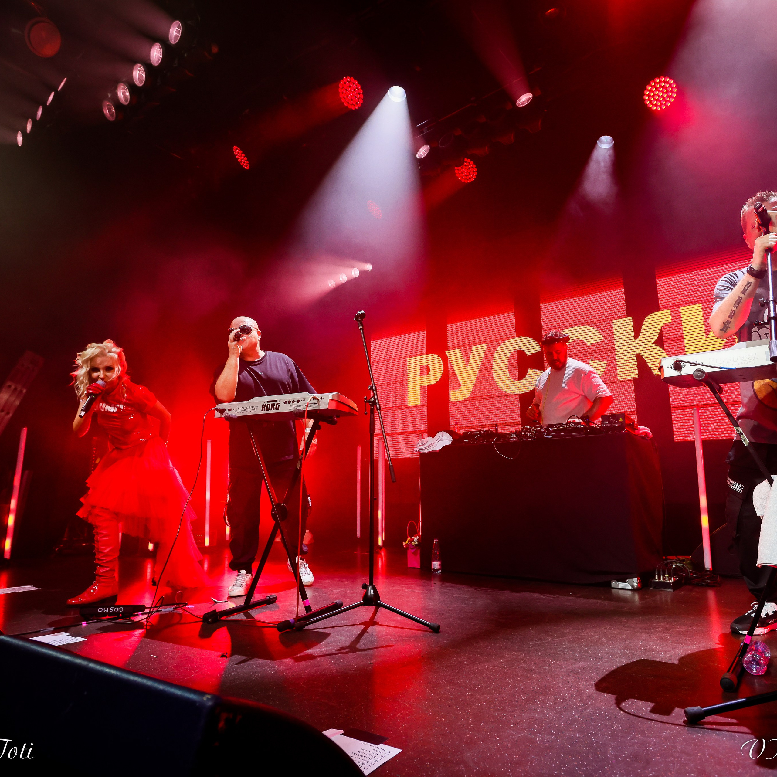 Русский Размер Клуб «Космонавт»