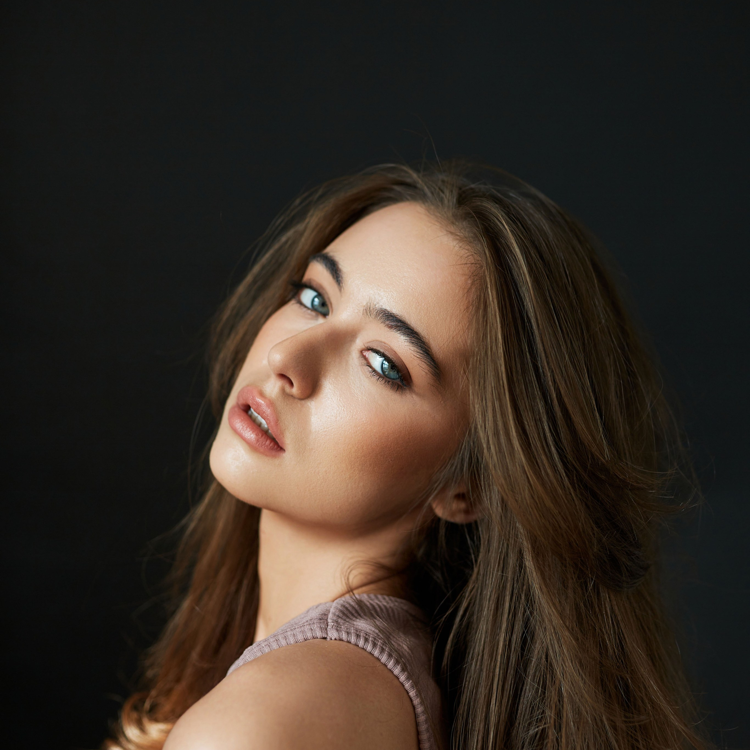 женский портрет альбом