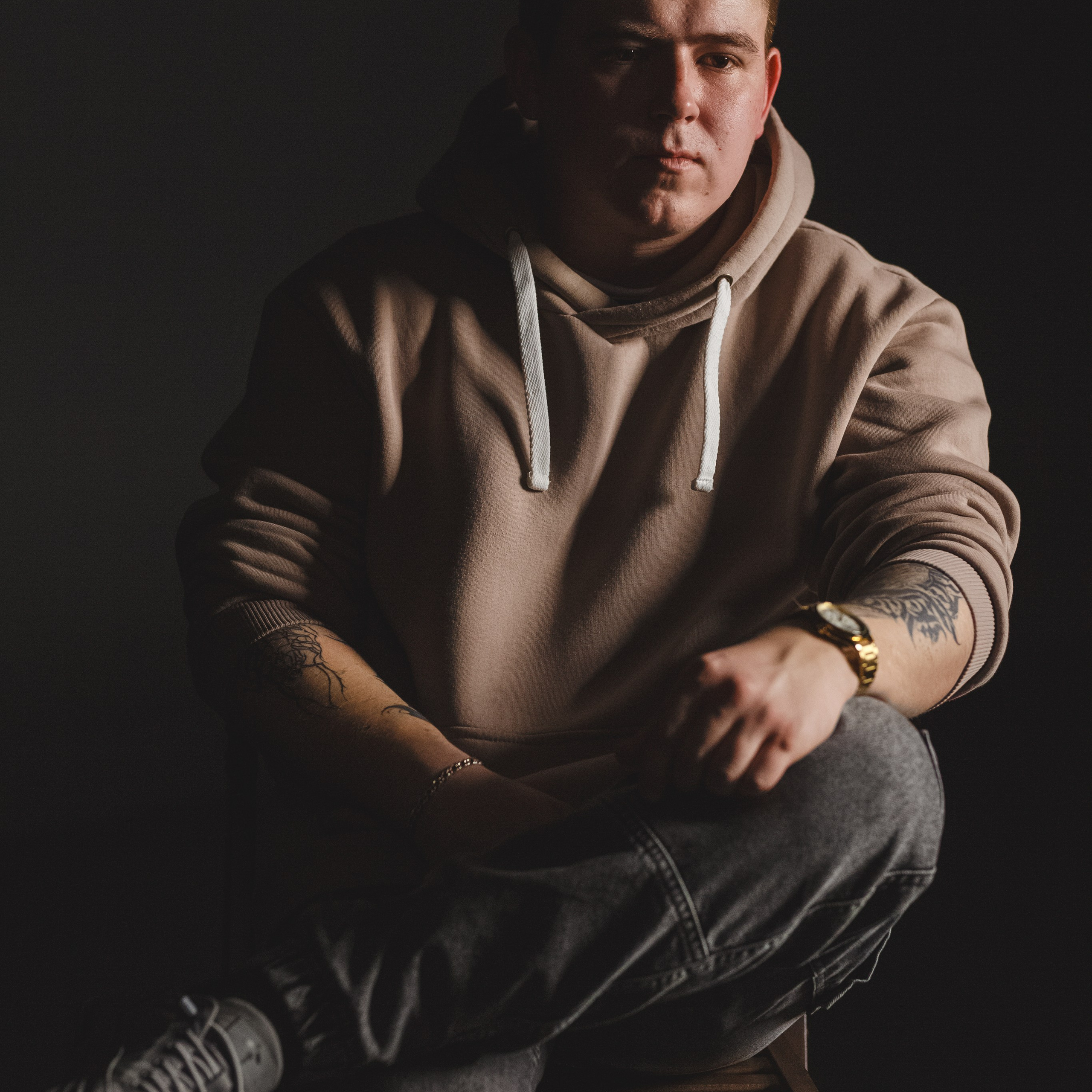 Фотографируют в студии DS Photo Самара. Фотостудия DS Photo