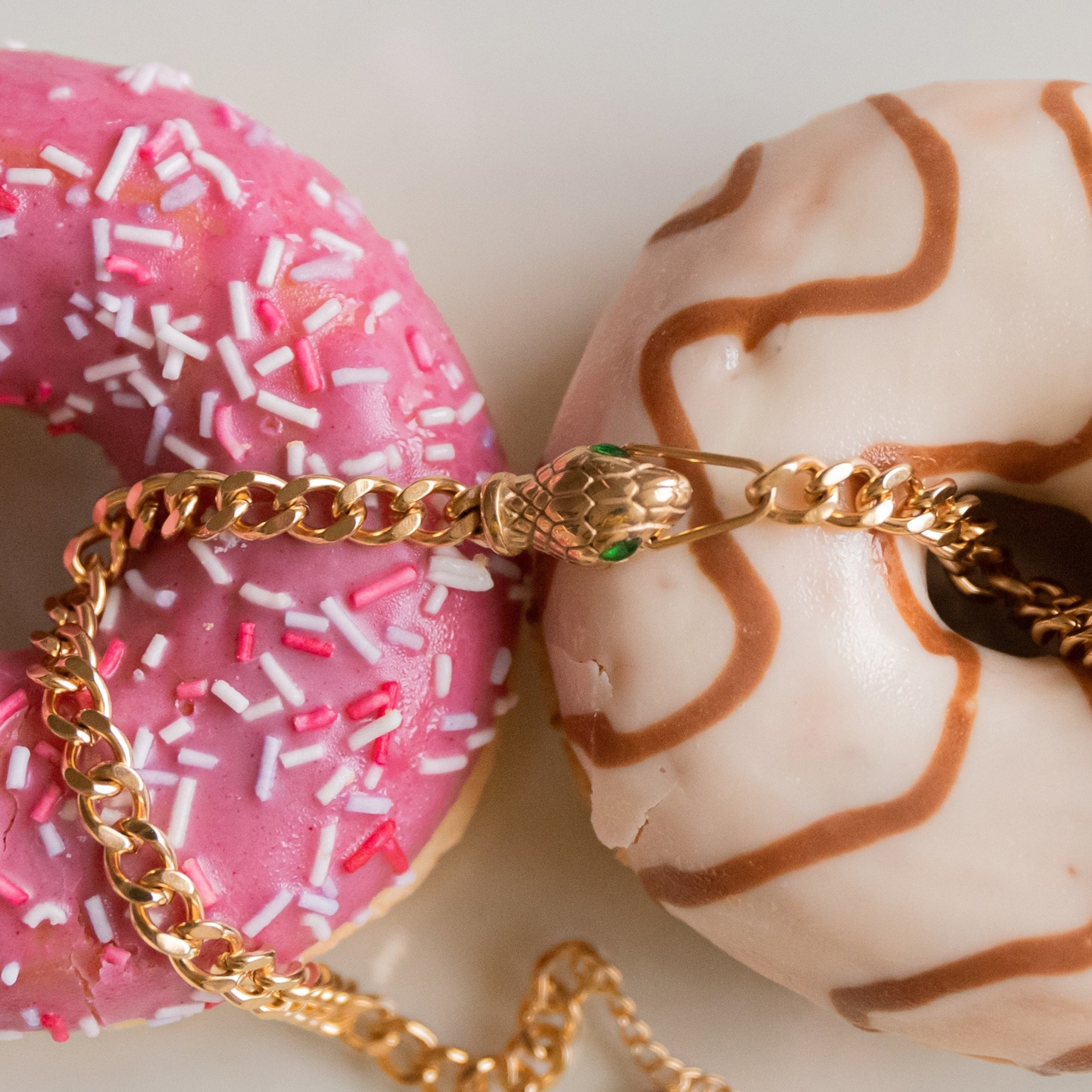 бренд бижутерии Дея Никос