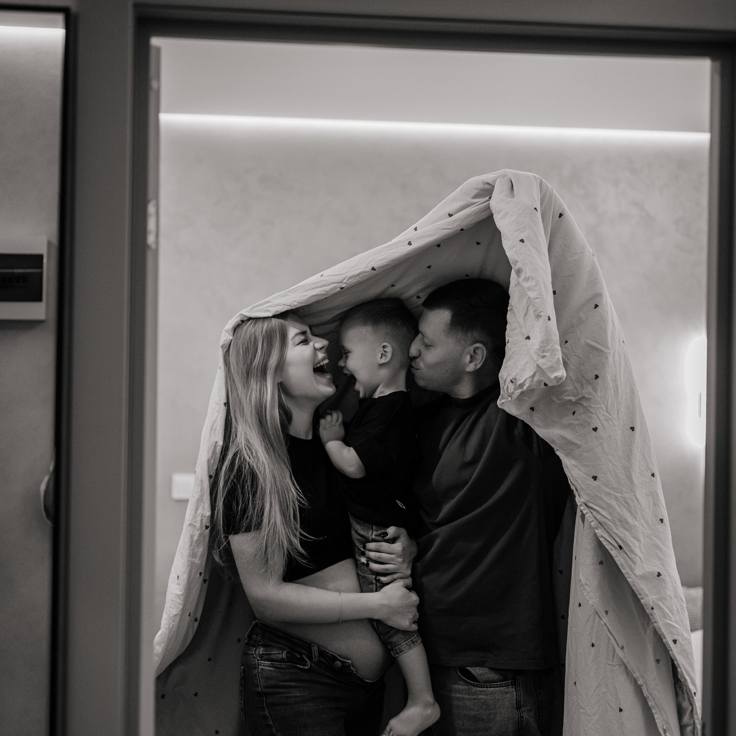 Домашняя семейная фотосессия