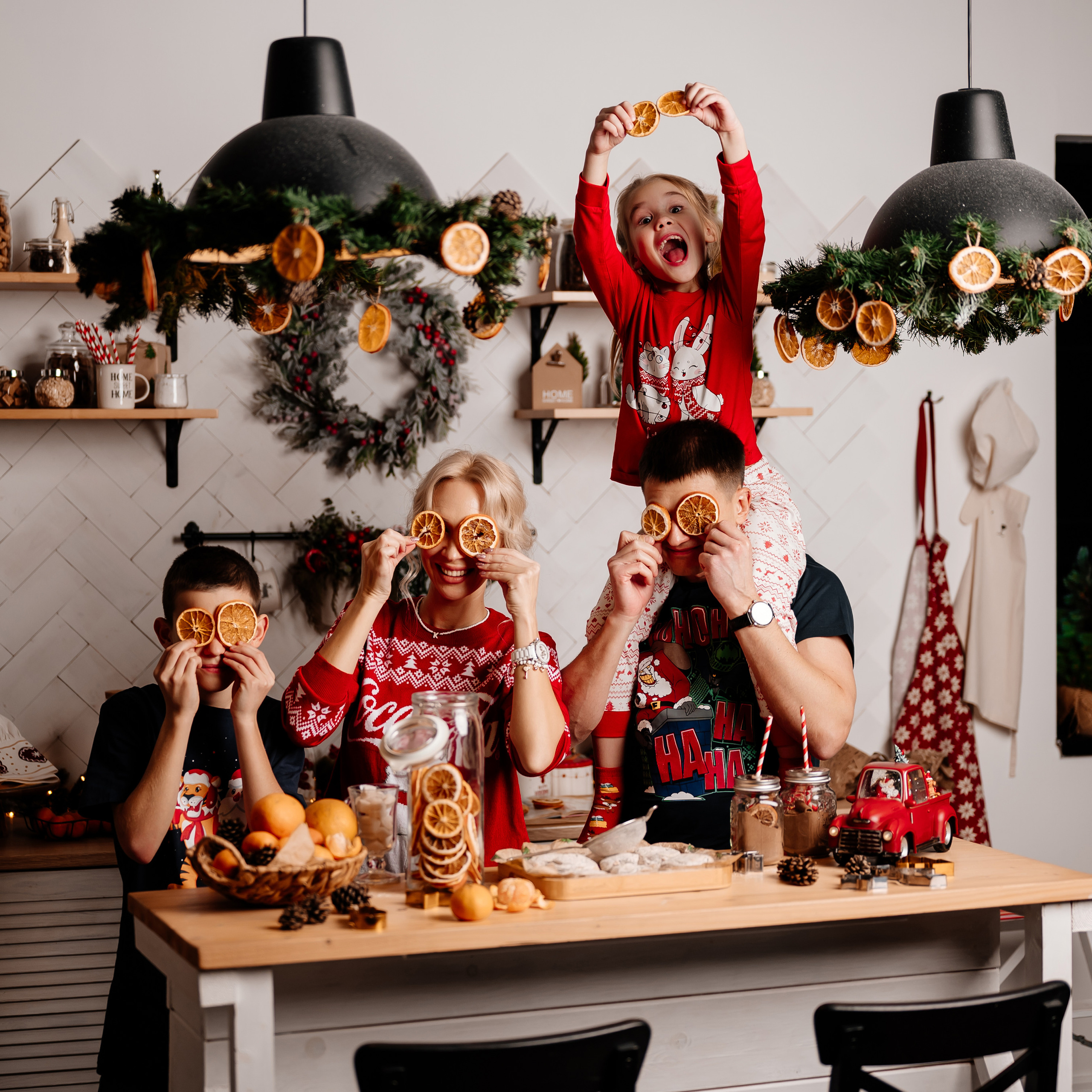 Новогодняя