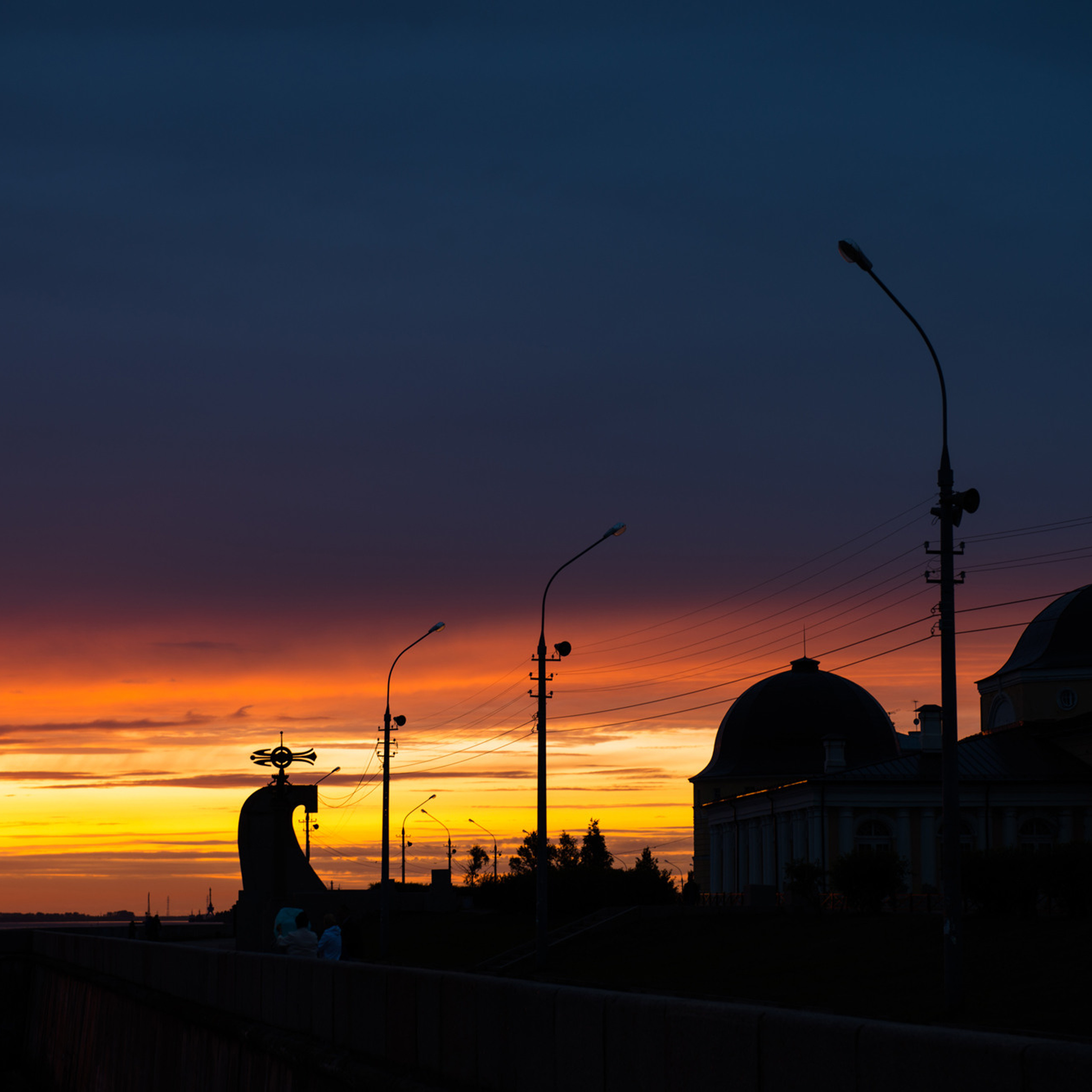 Архангельск на закате солнца