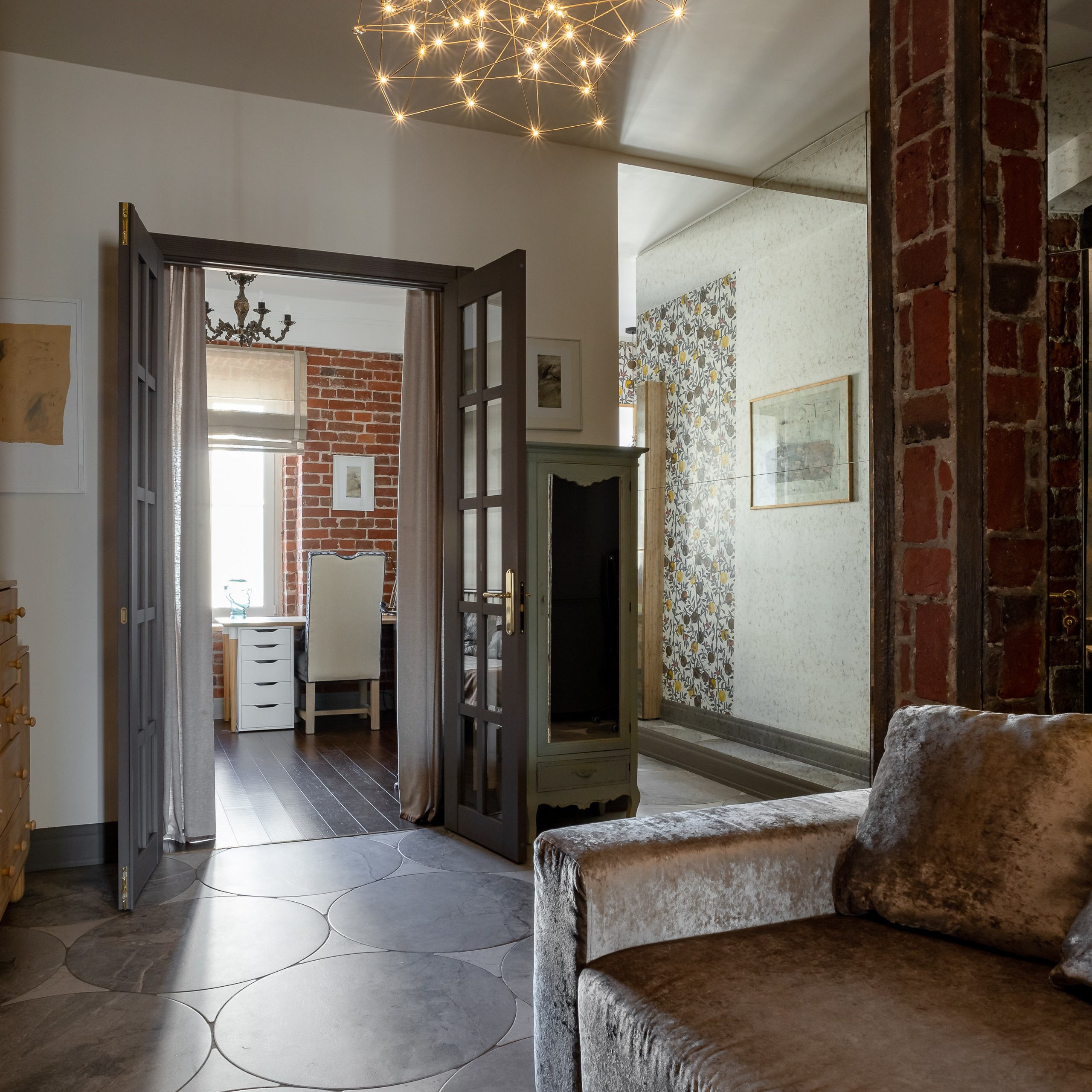 Небольшая квартира с анфиладной планировкой. Главная