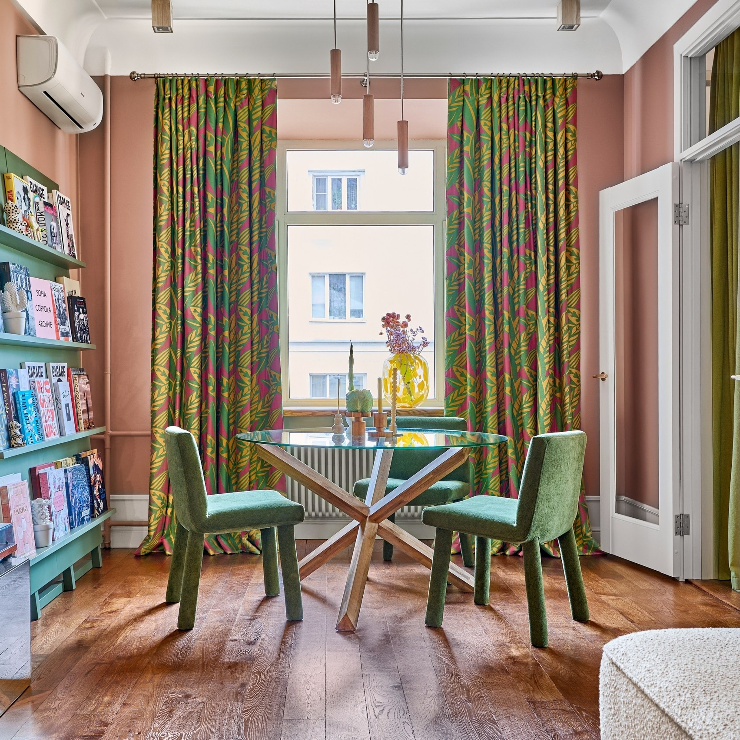 Кваритра на Большой Почтовой. Главная