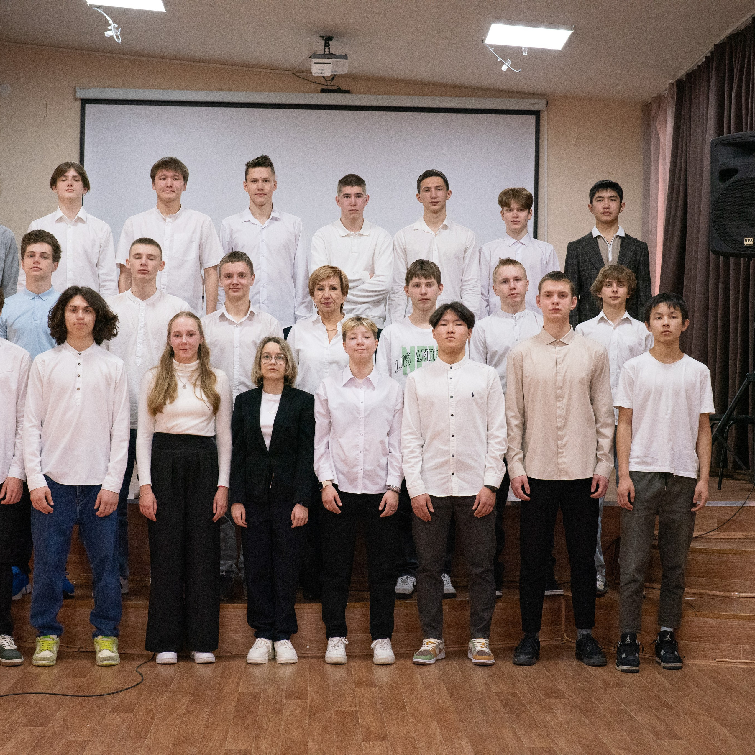 Школьные выпускные альбомы и фотографии (1). Выпускные альбомы