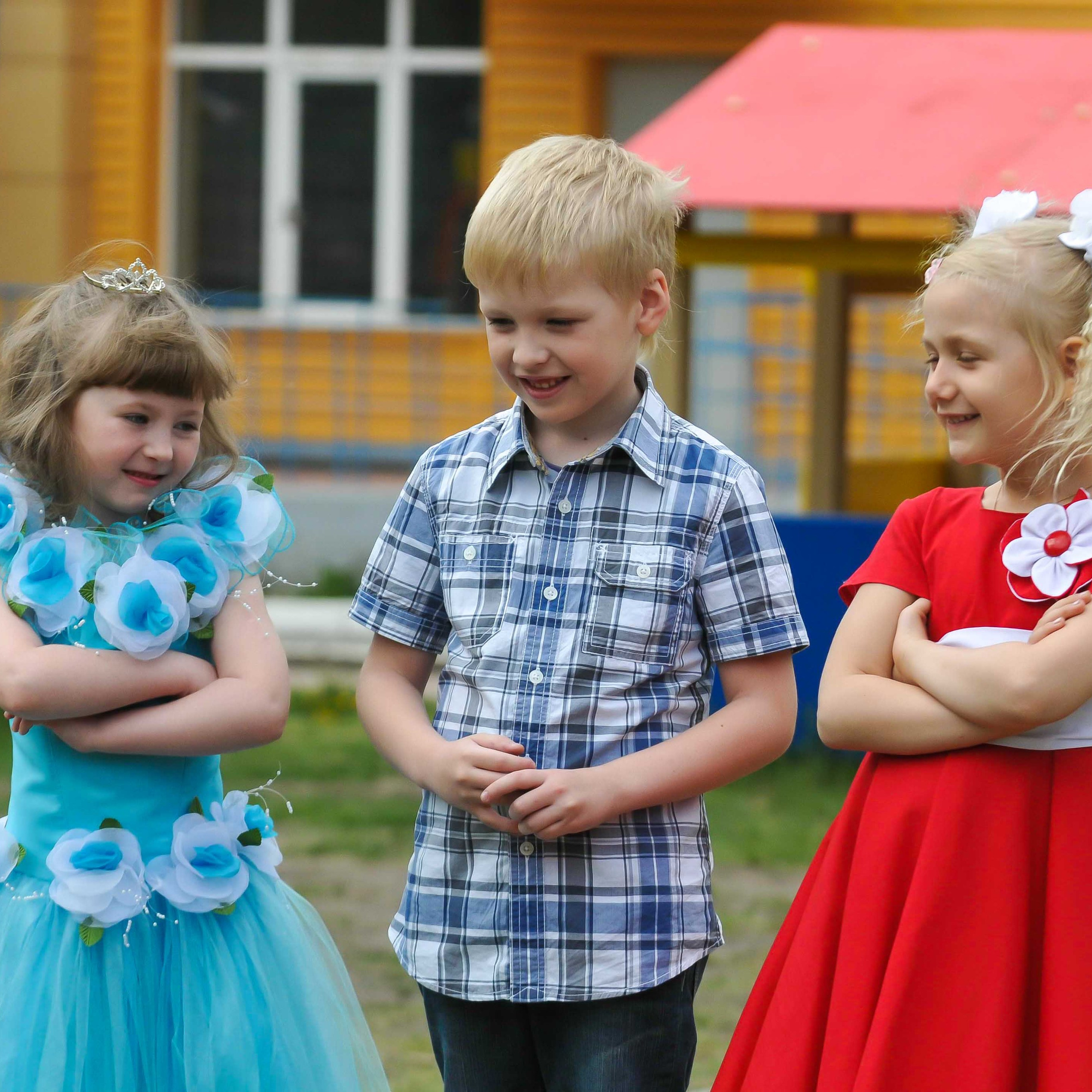 Прогулки зимой и летом