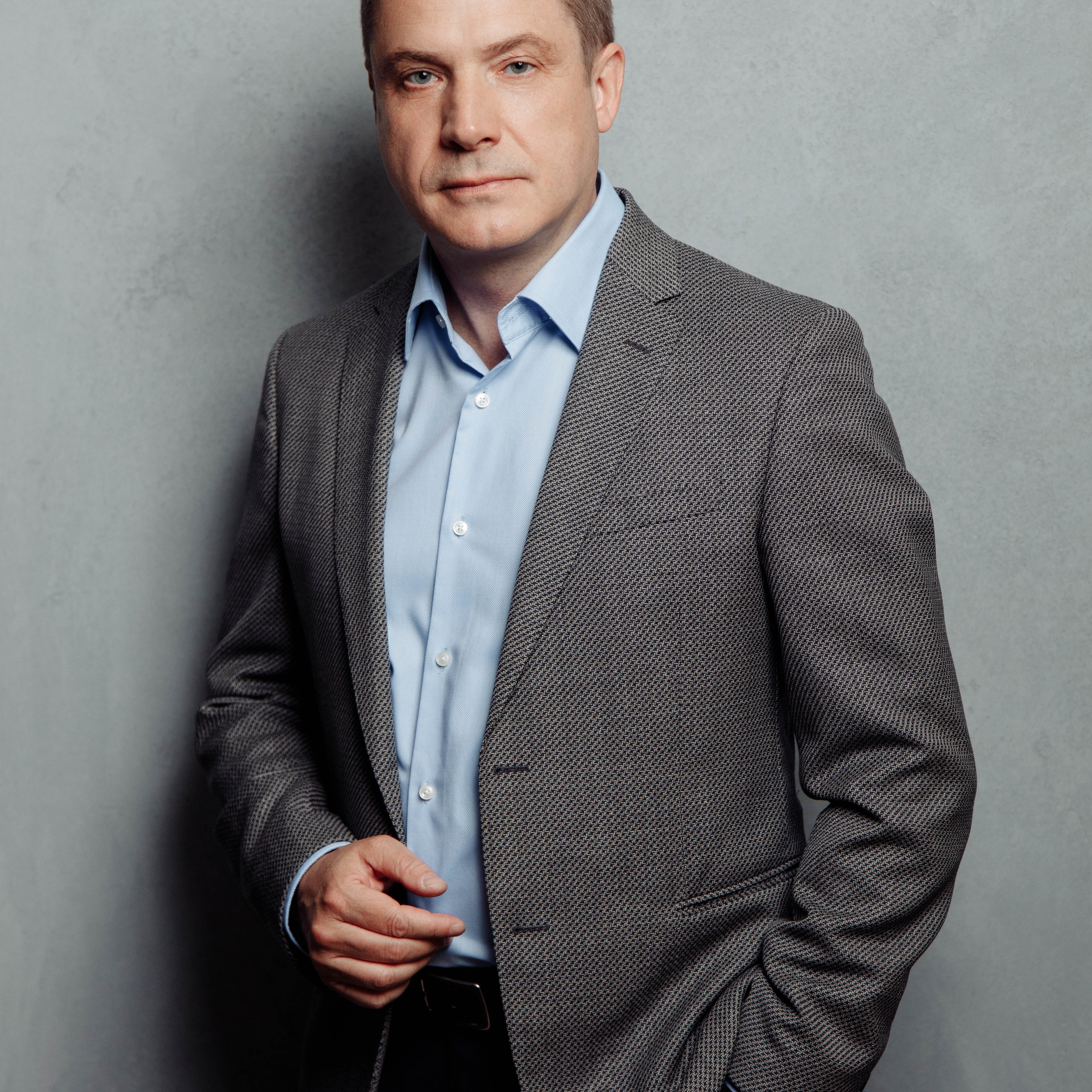 Фотограф Василий Жуков | Портретная и бизнес-съемка в Москве под ключ