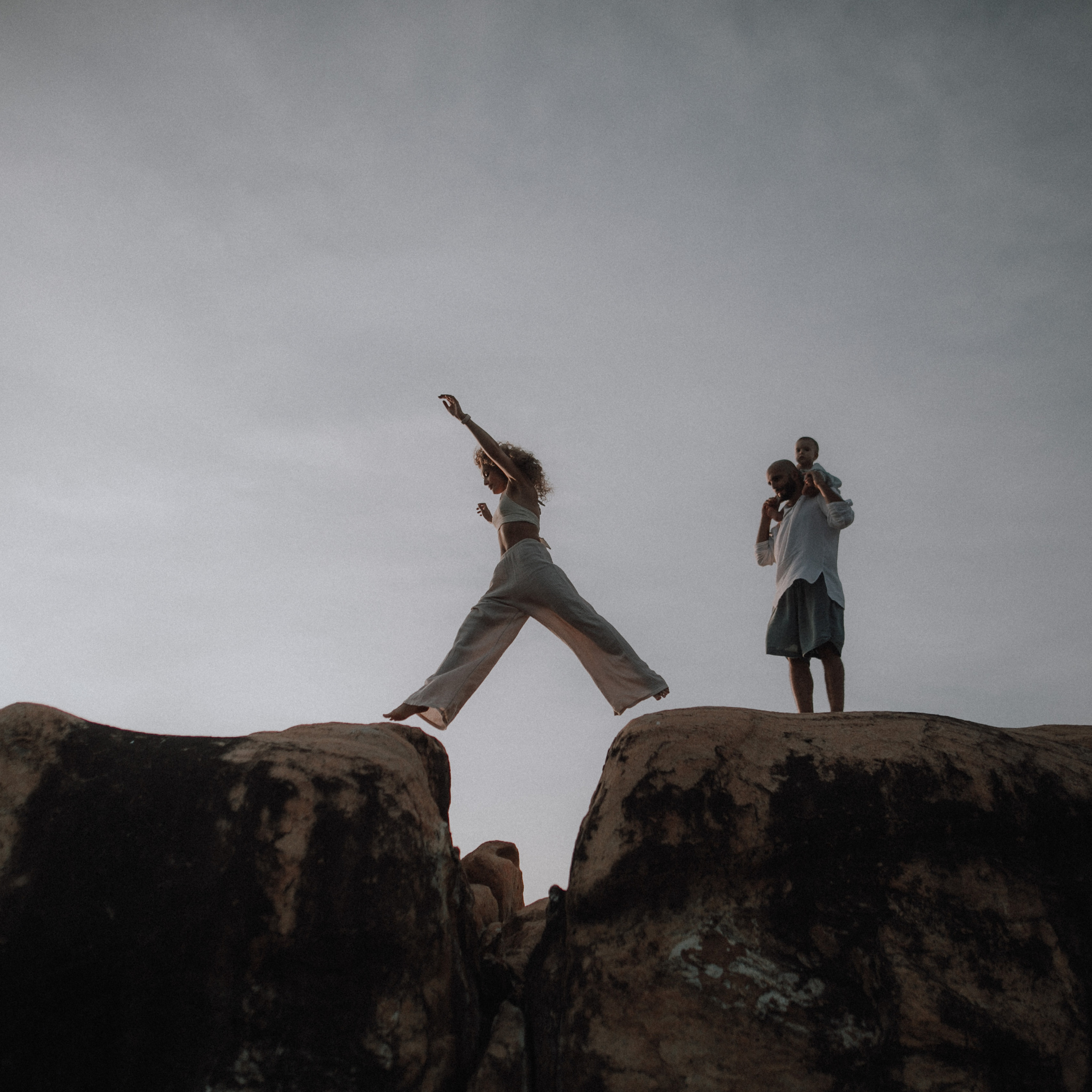 Пусть Солнце коснется твоих волос