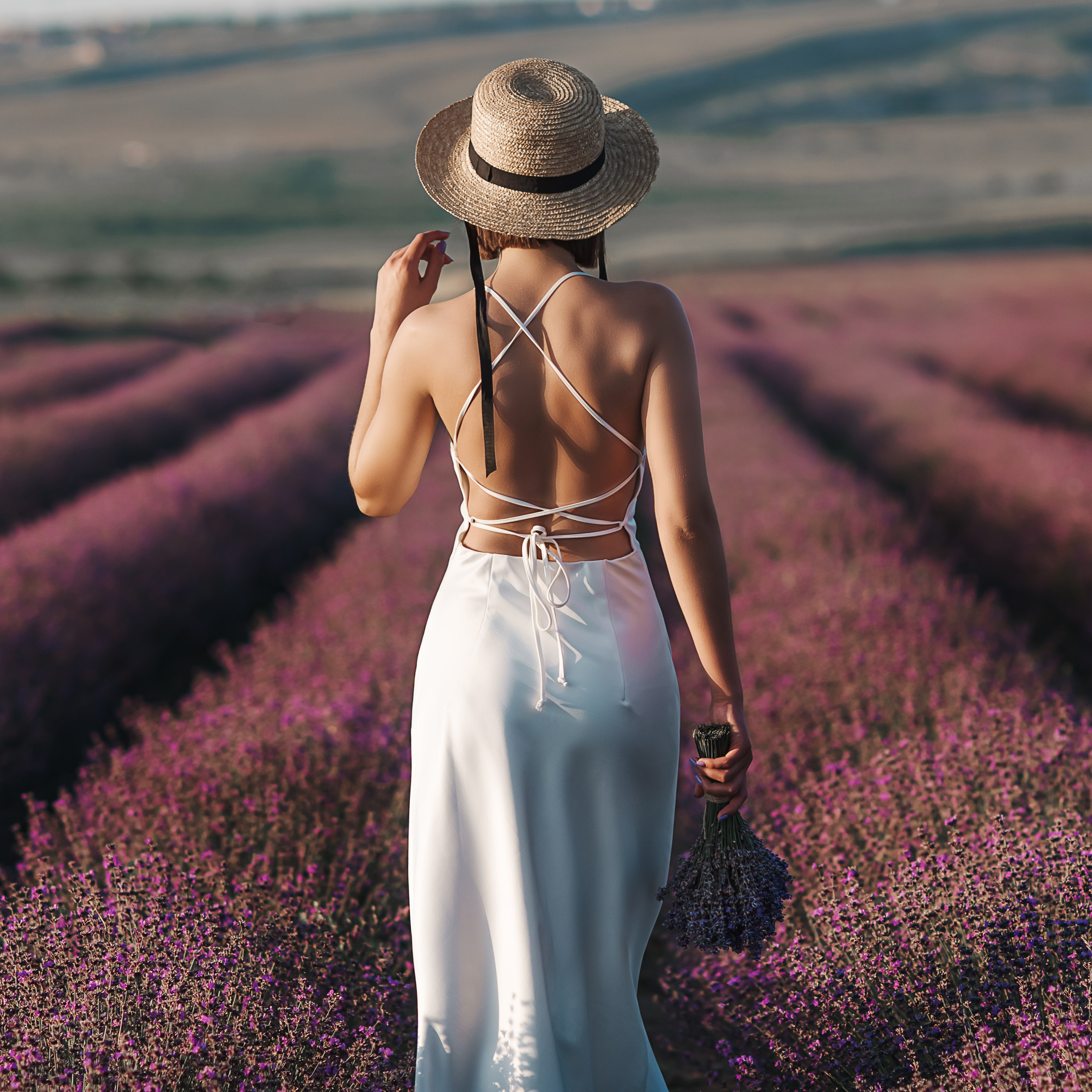 Фотосессия в&nbsp;лавандовом поле