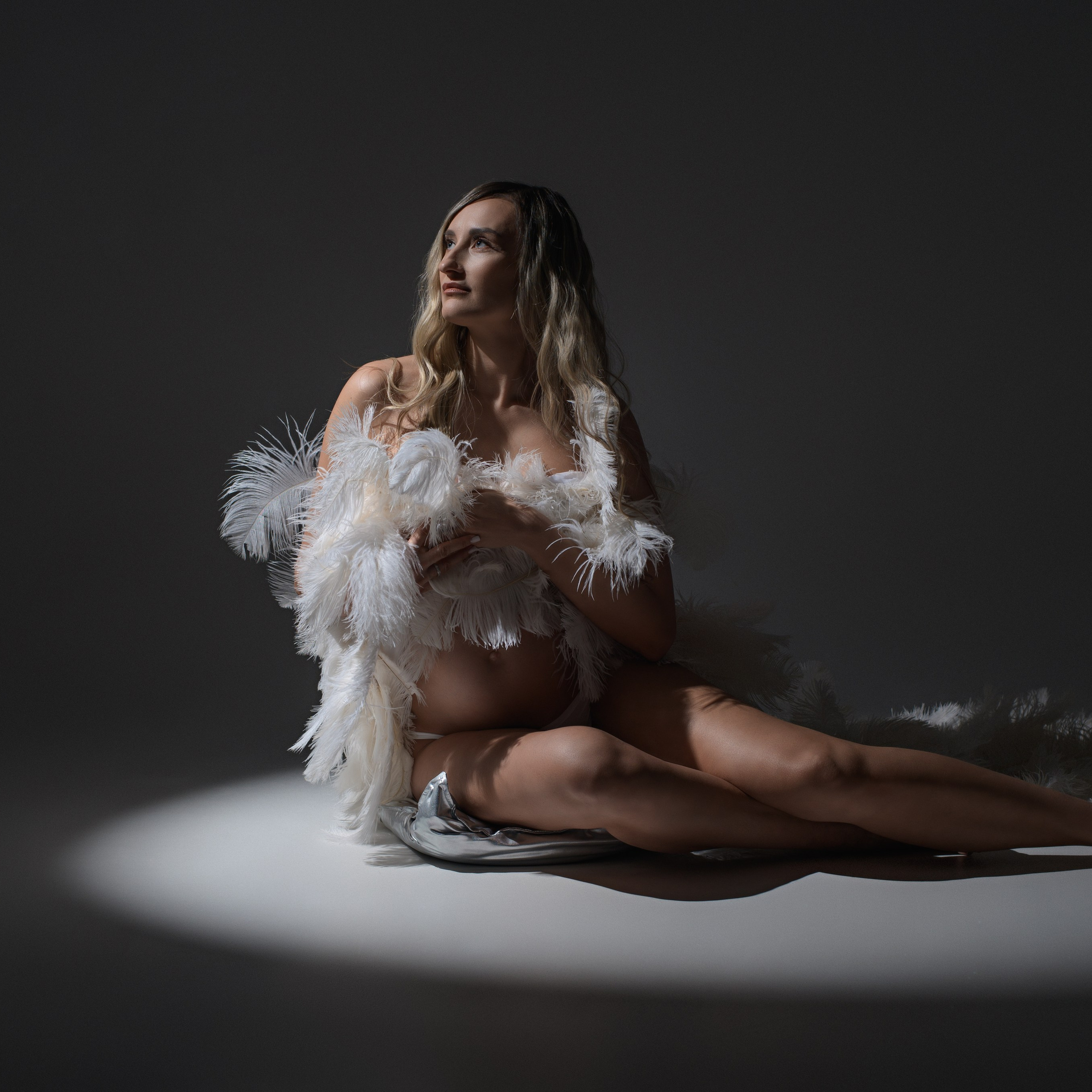 Студийная фотосессия беременности для Марго