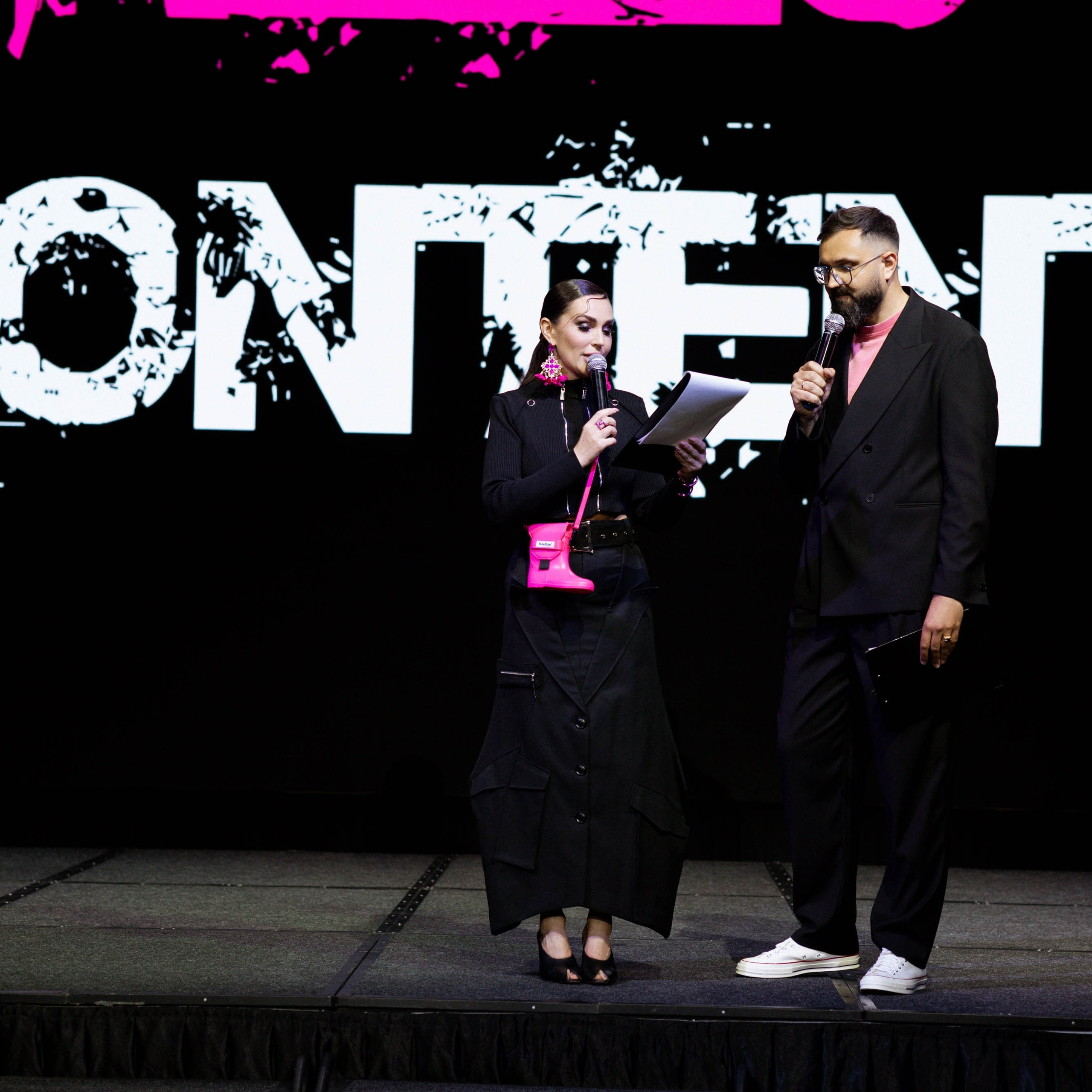 REELS контент