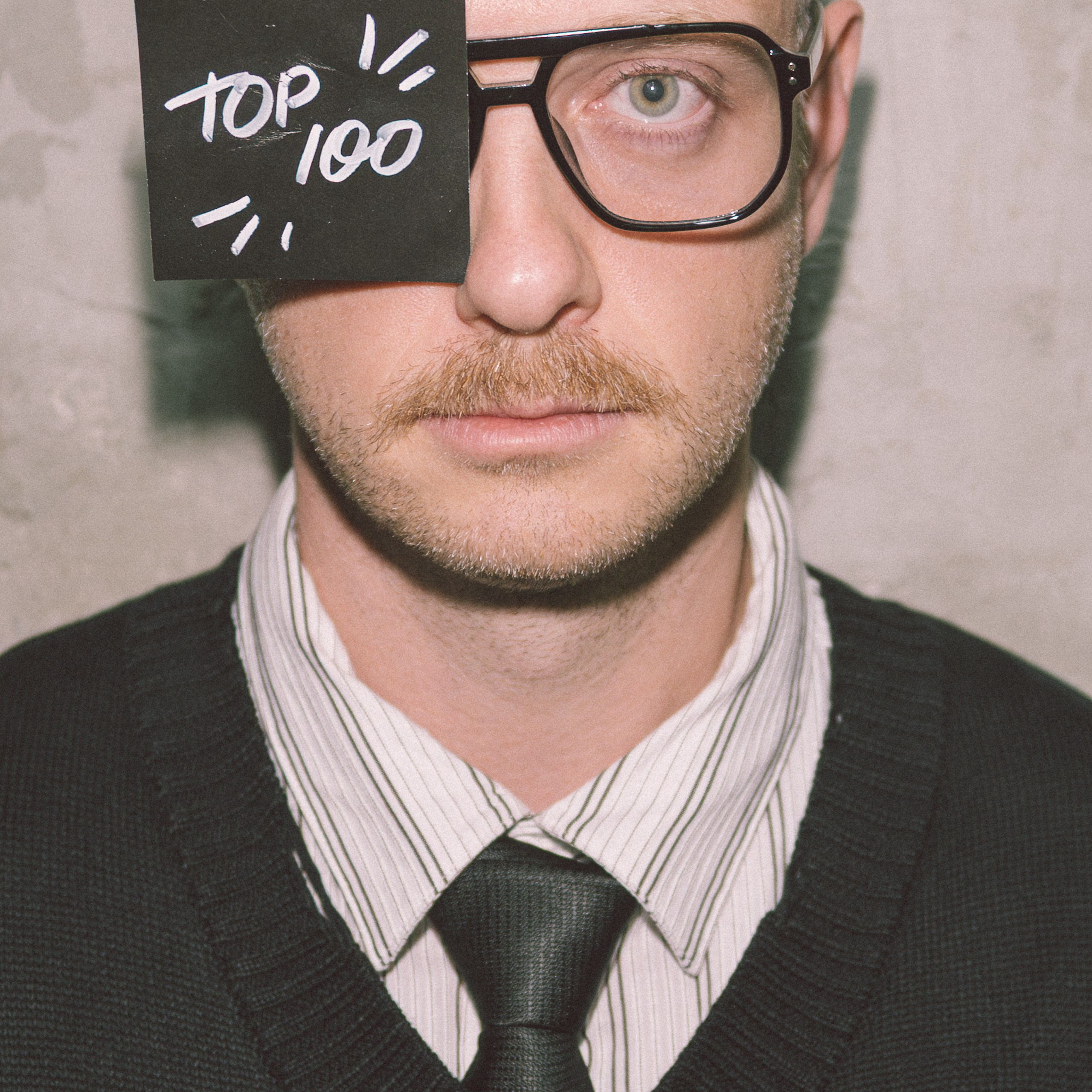 Top 100 Awards' 26. Свадебный и портретный фотограф в Москве Сергей Бузин