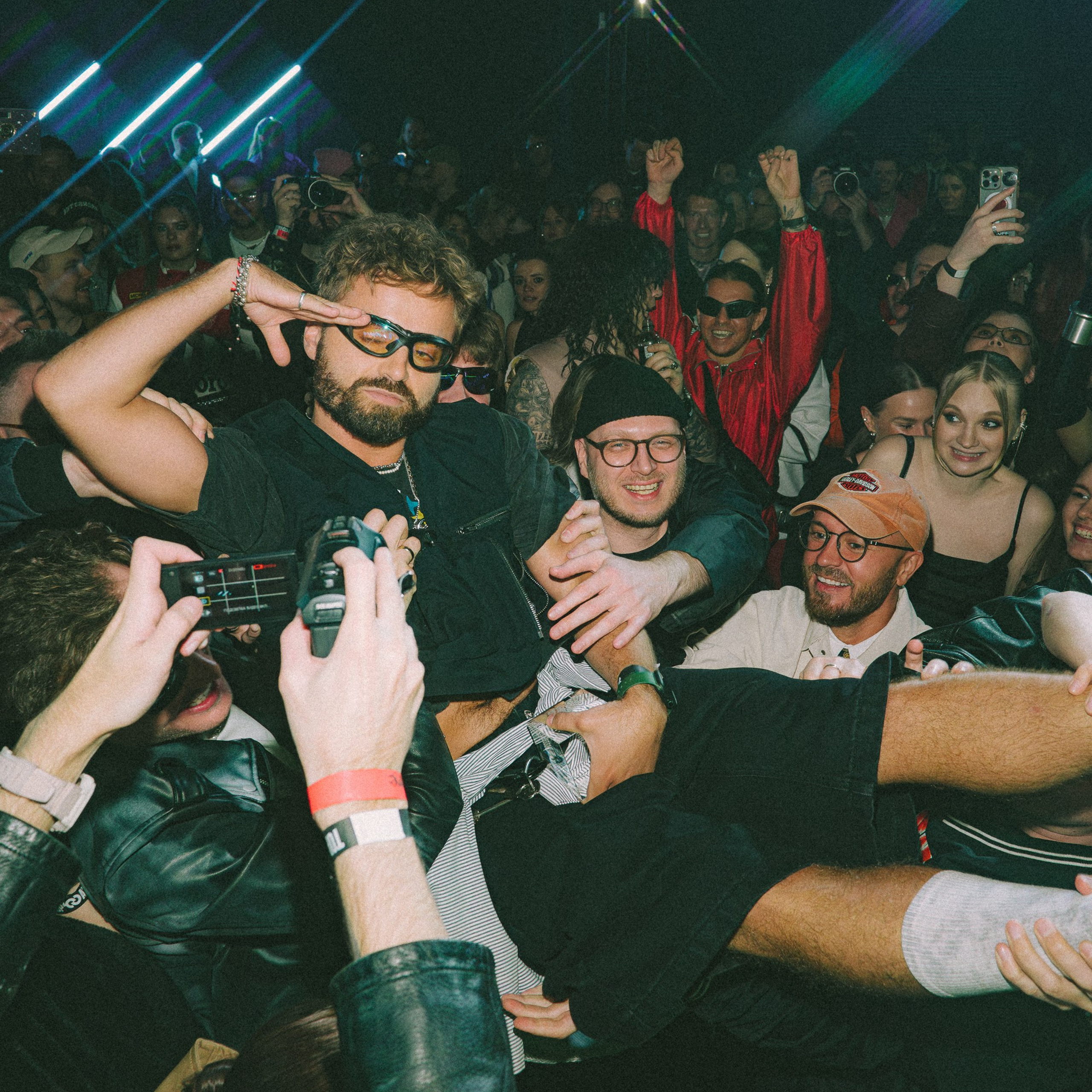 Top 100 Awards' 25. Свадебный и портретный фотограф в Москве Сергей Бузин