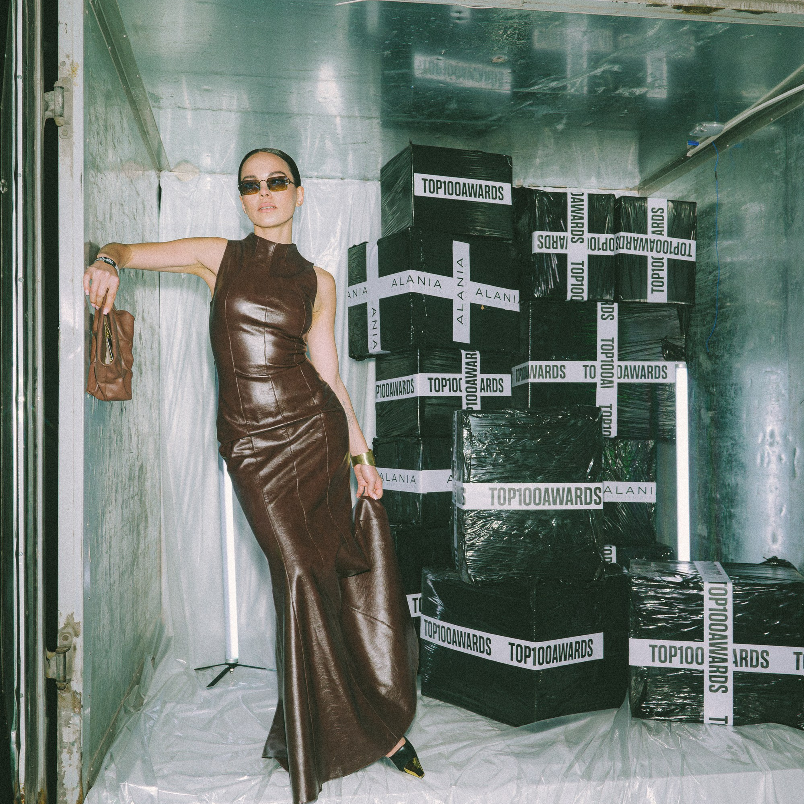 Top 100 Awards' 25. Свадебный и портретный фотограф в Москве Сергей Бузин