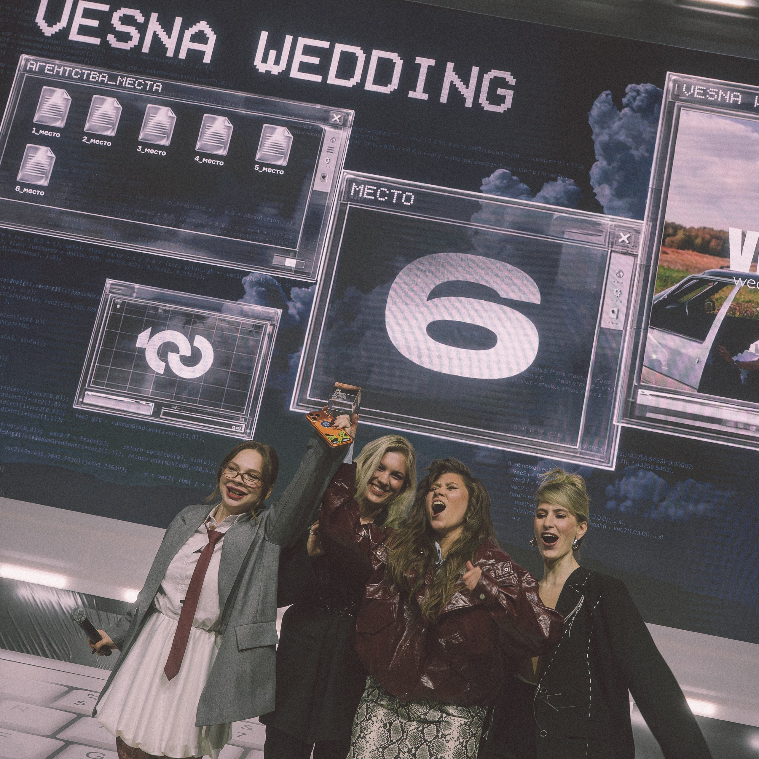 Top 100 Awards' 26. Свадебный и портретный фотограф в Москве Сергей Бузин