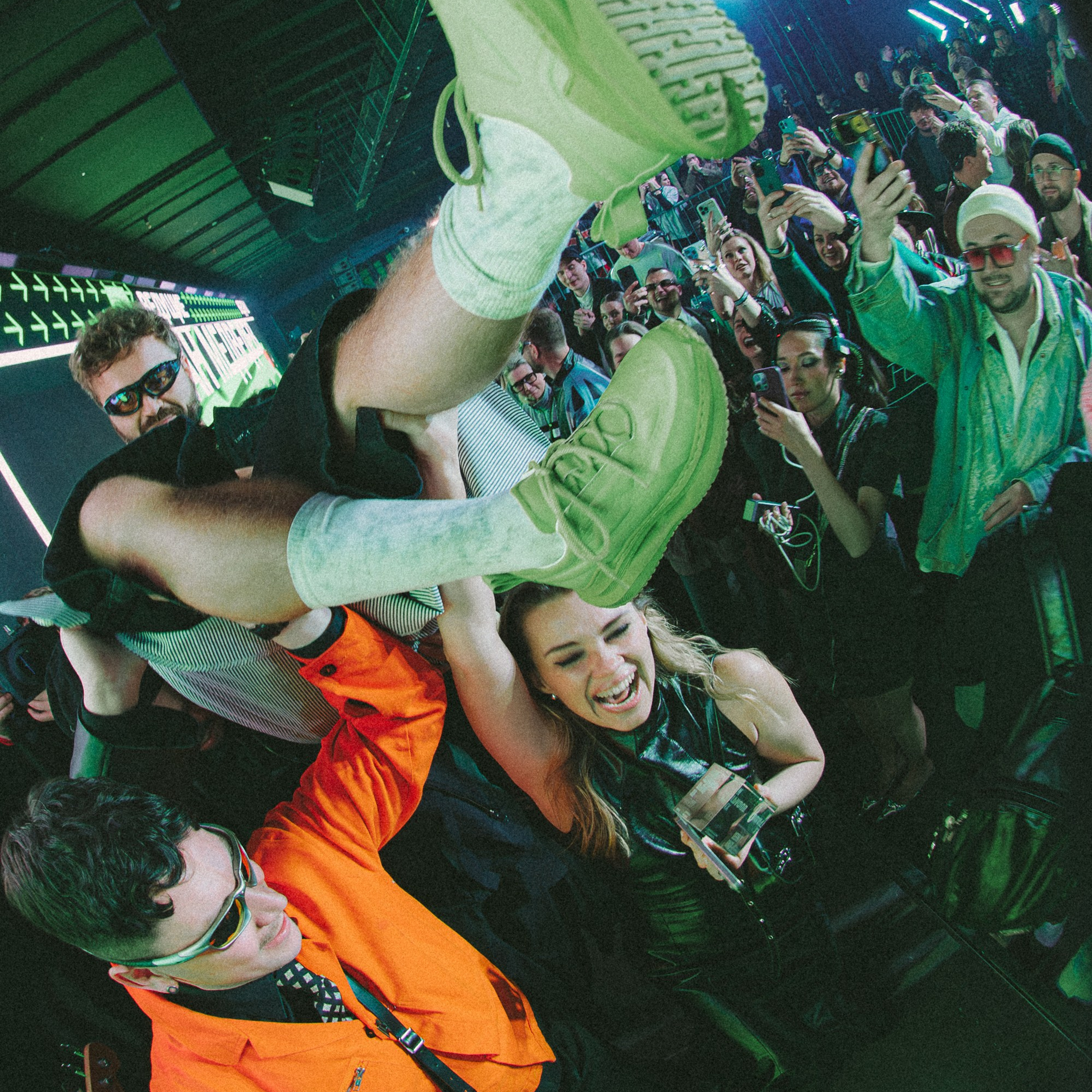 Top 100 Awards' 25. Свадебный и портретный фотограф в Москве Сергей Бузин