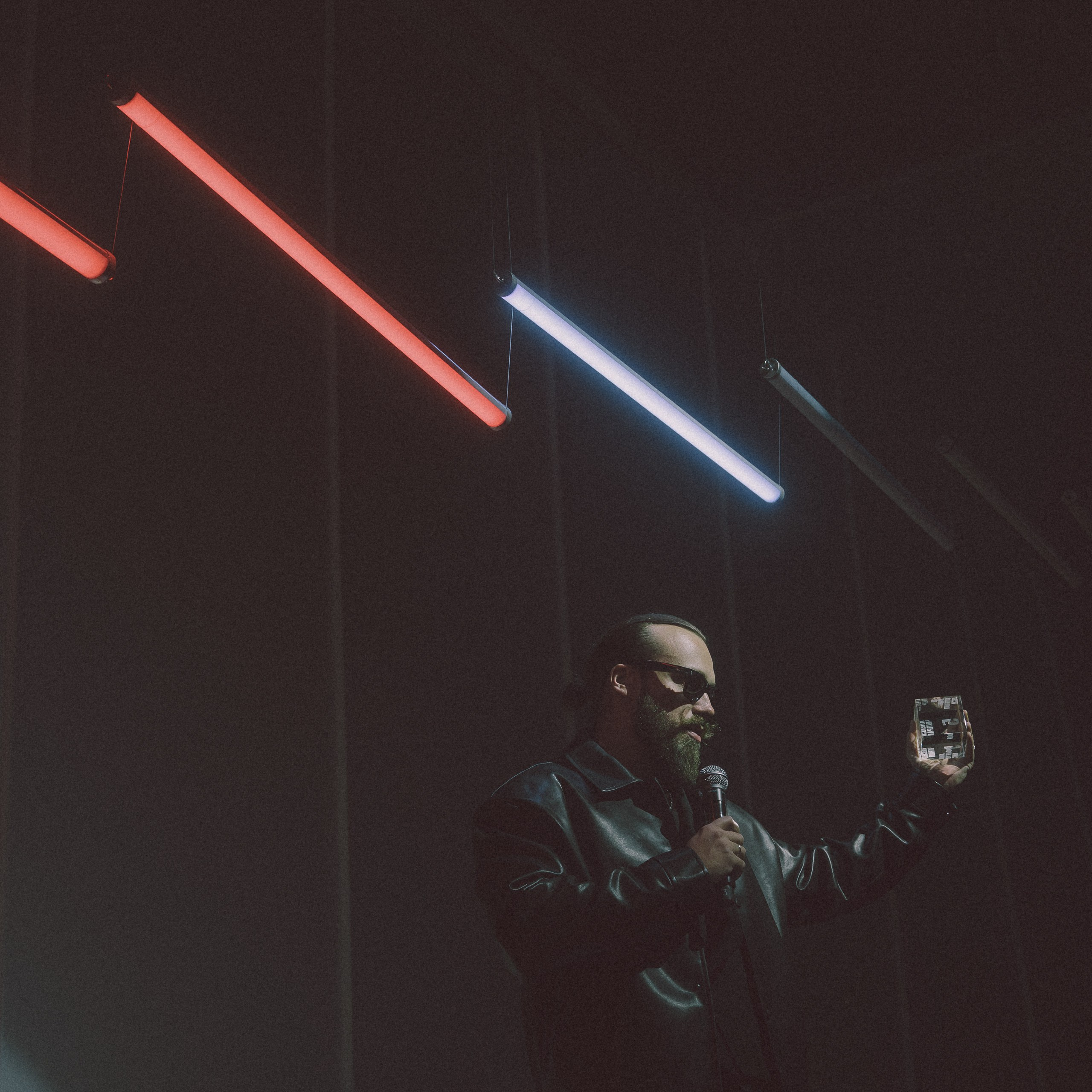 Top 100 Awards' 26. Свадебный и портретный фотограф в Москве Сергей Бузин