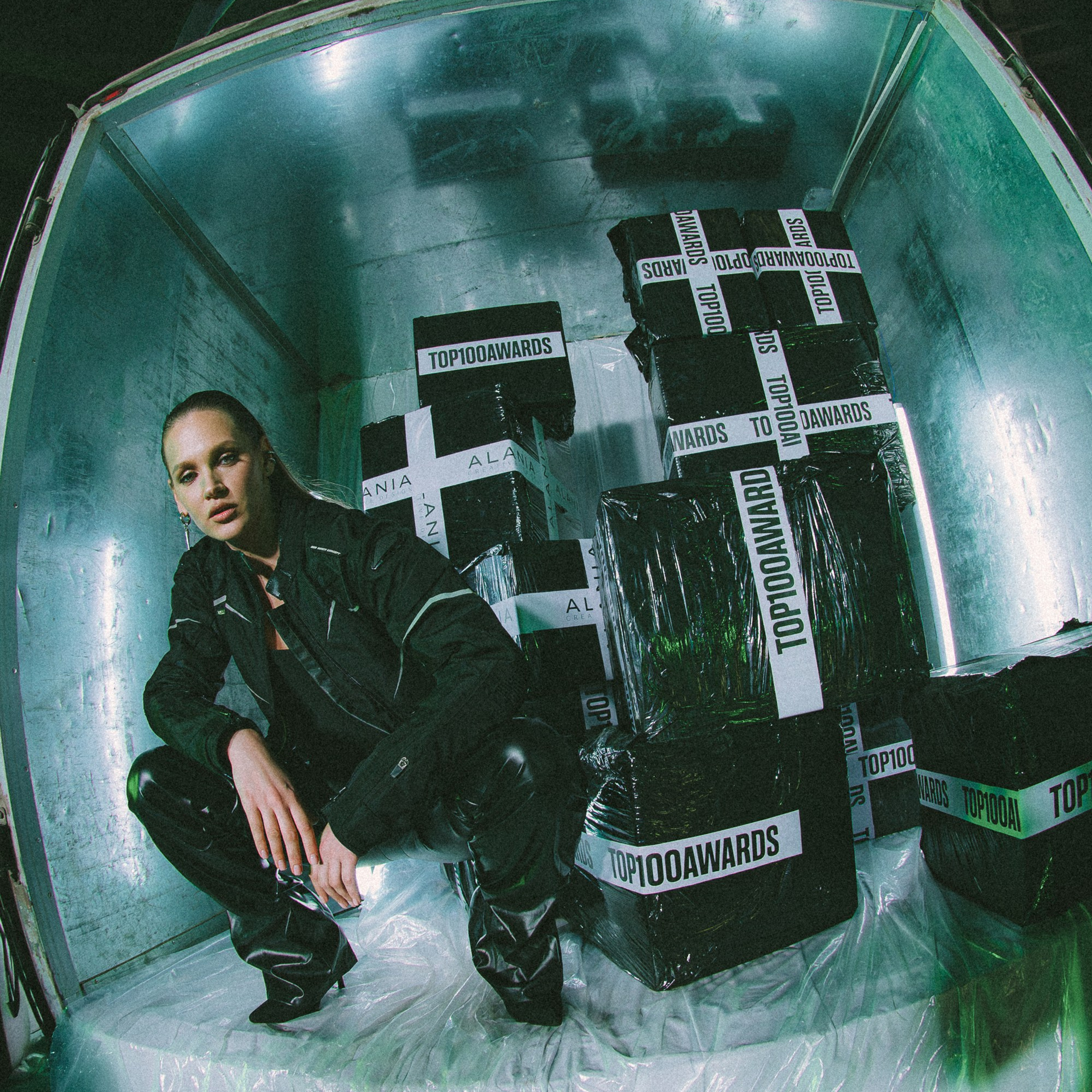 Top 100 Awards' 25. Свадебный и портретный фотограф в Москве Сергей Бузин