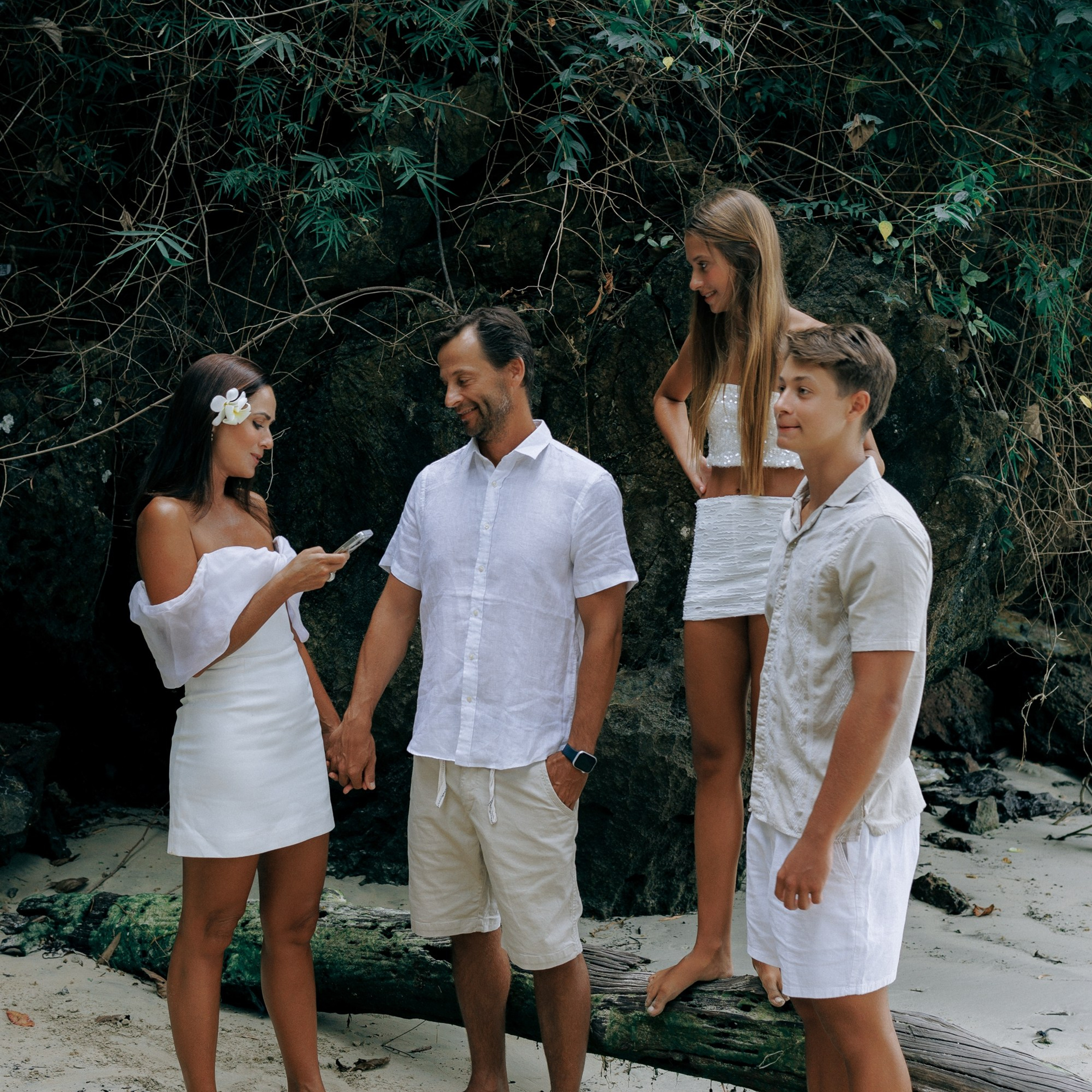 Examples of PhotoShoots Thailand Phuket Samui Phangan Bangkok. Fedor Lemeshko — Destination Wedding and Family Lifestyle photographer