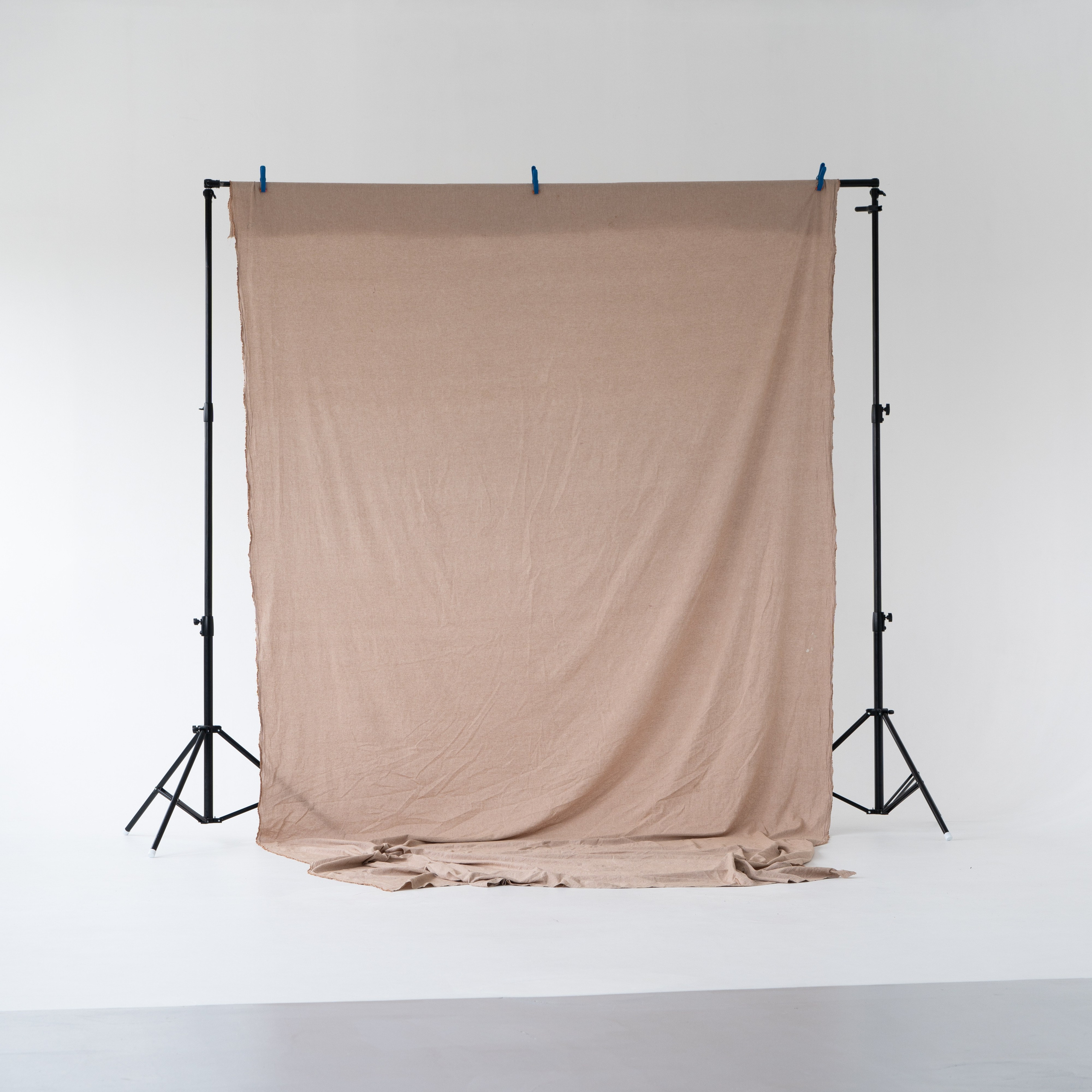 Бежевый 180×400см, 500 руб/сутки, бесплатно при аренде в студии