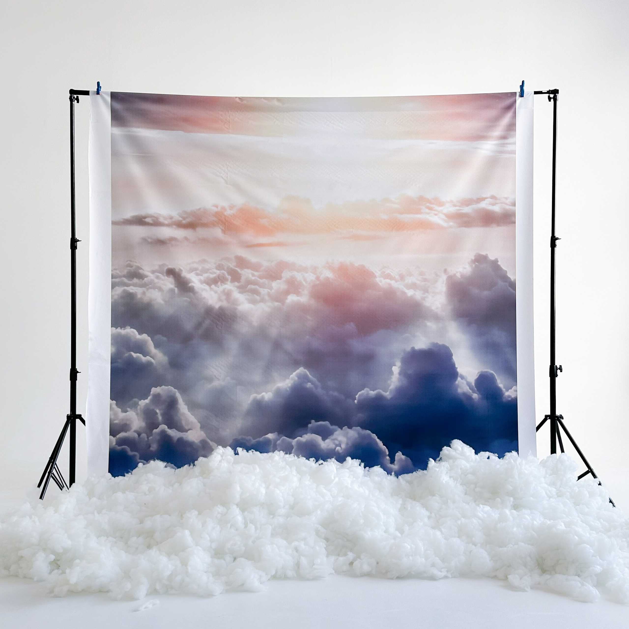 Небеса 280×280см, фон 200 руб/час, фон и вата 500 руб/час