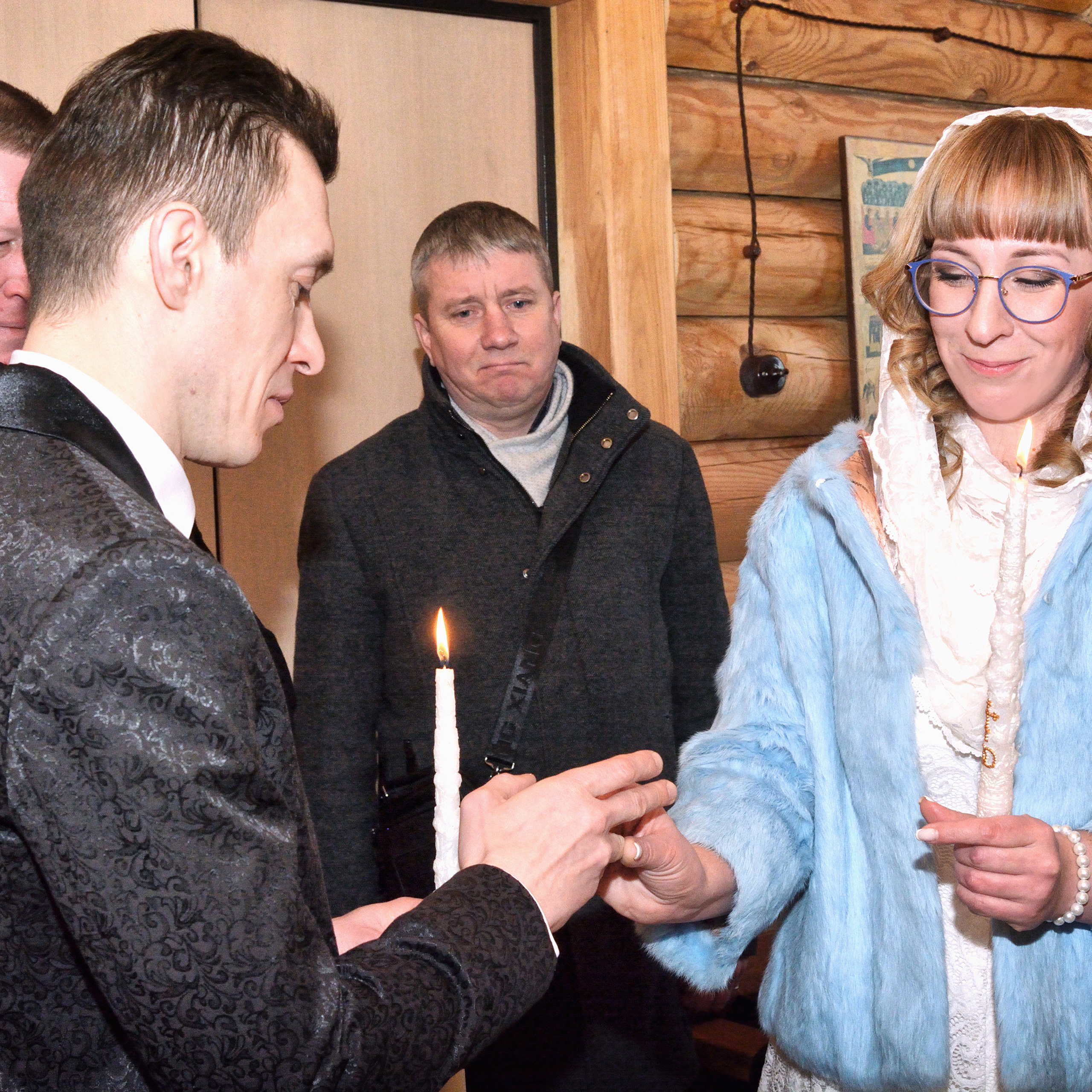 Венчания Ильи и Аллы в храме преподобного человека Божия Алексия в Садовниках. Свадебный фотограф Олег Шатохин  Москва и Московской область