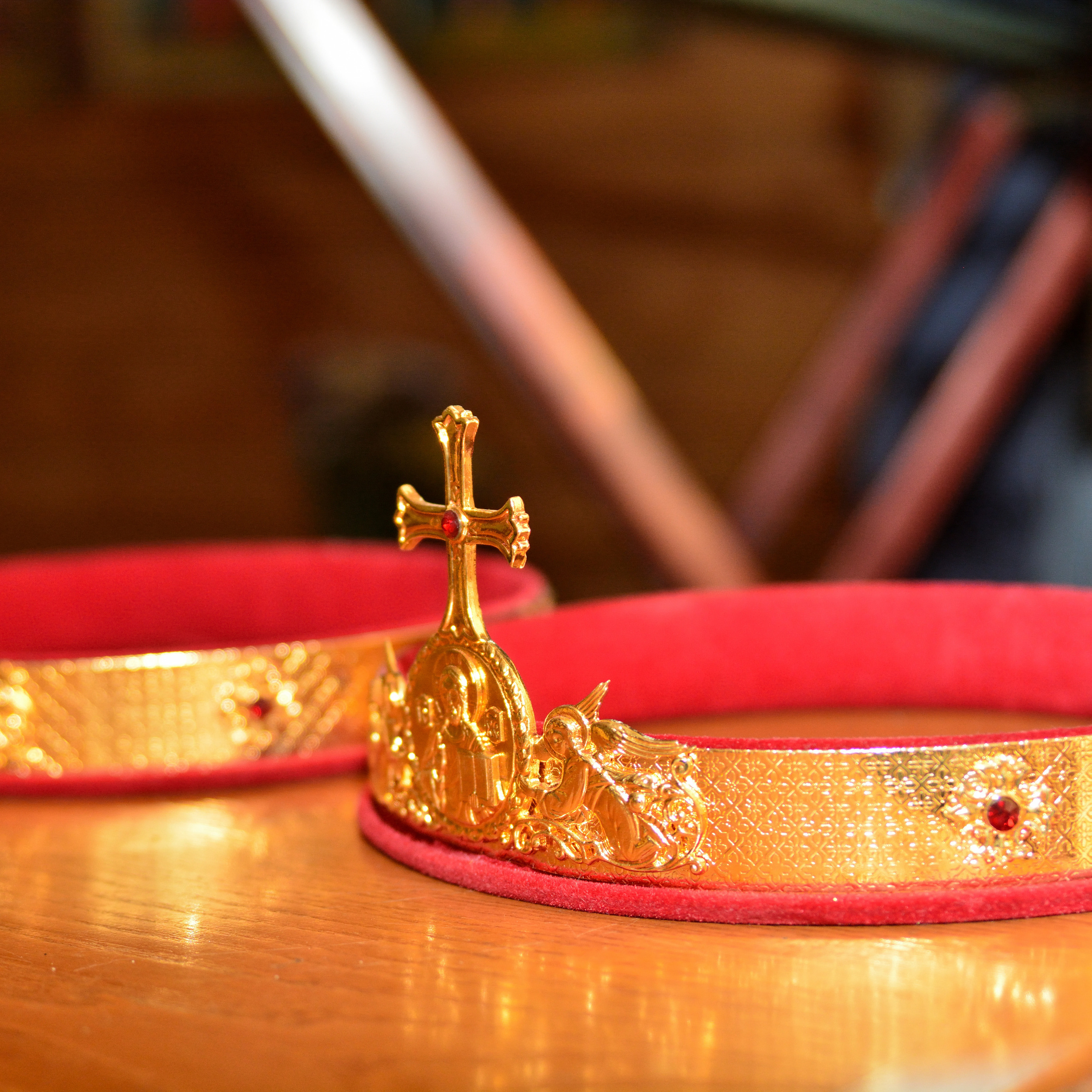 Венчания Ильи и Аллы в храме преподобного человека Божия Алексия в Садовниках. Свадебный фотограф Олег Шатохин  Москва и Московской область