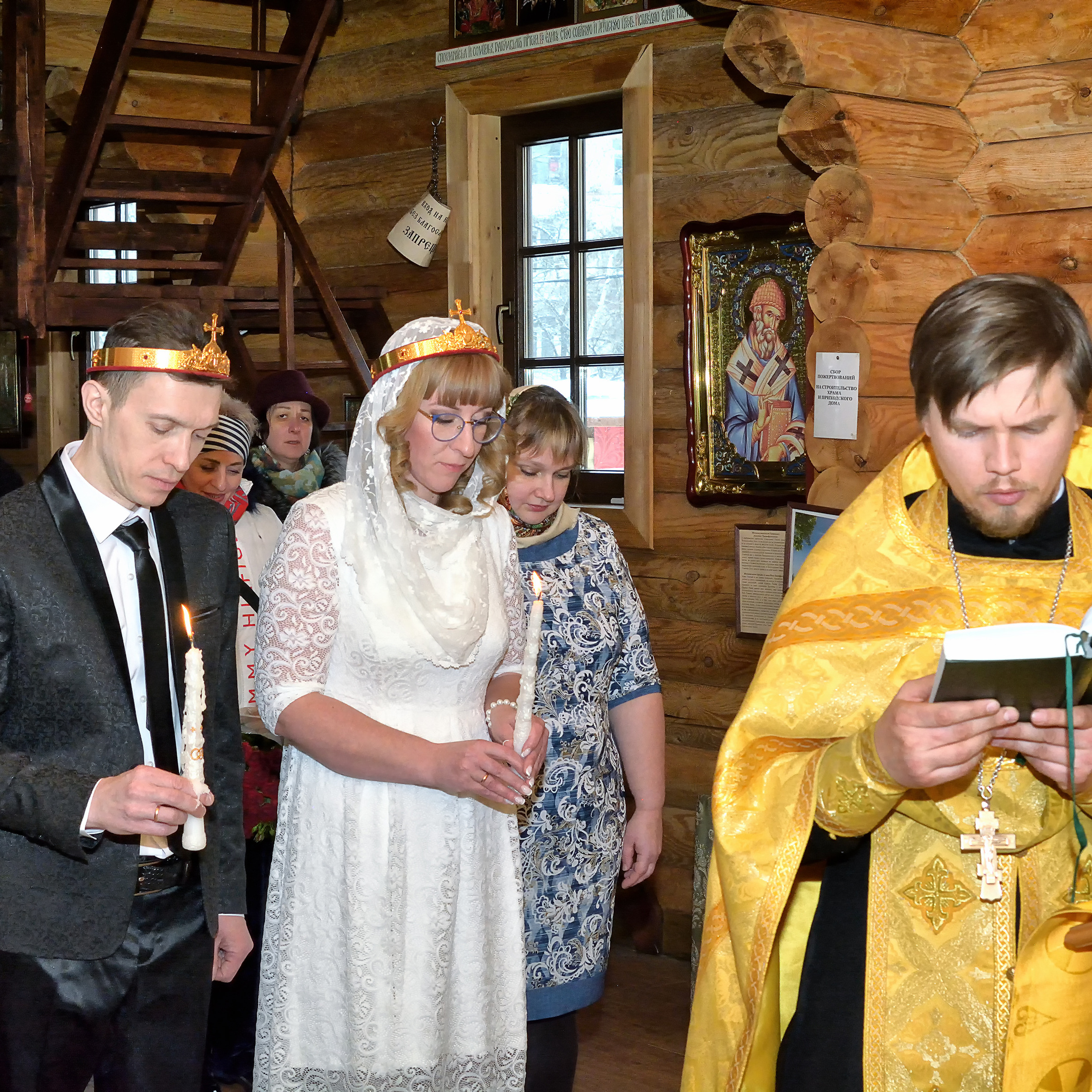 Венчания Ильи и Аллы в храме преподобного человека Божия Алексия в Садовниках. Свадебный фотограф Олег Шатохин  Москва и Московской область