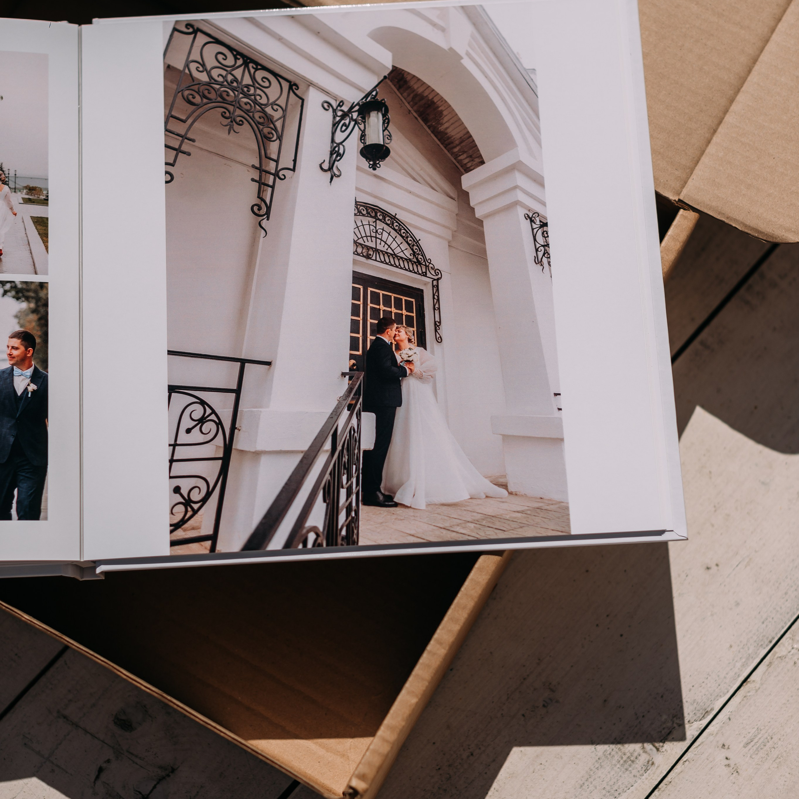 Страницы в ламинации. Свадебный фотограф Алёна Замотаева