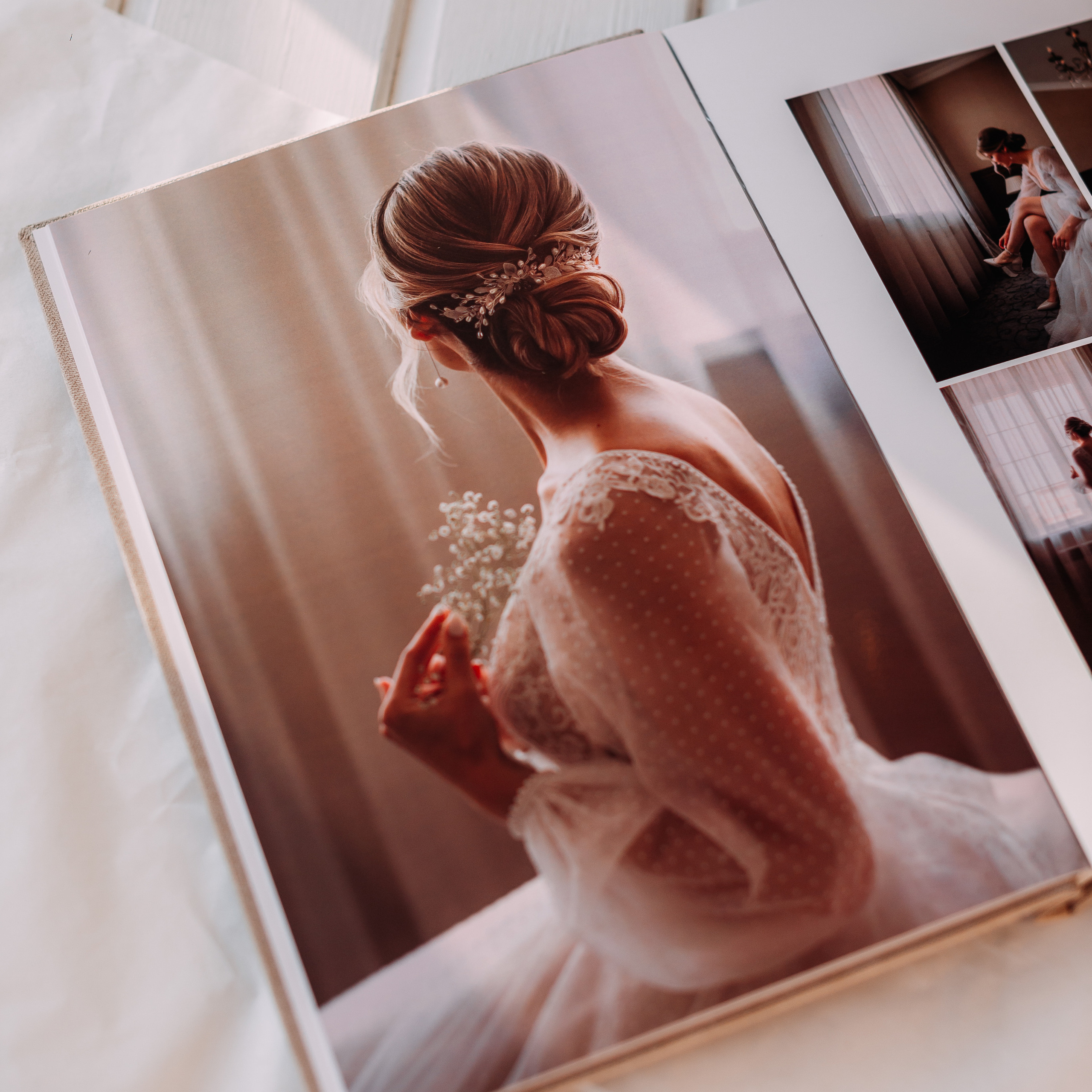 Страницы в ламинации. Свадебный фотограф Алёна Замотаева
