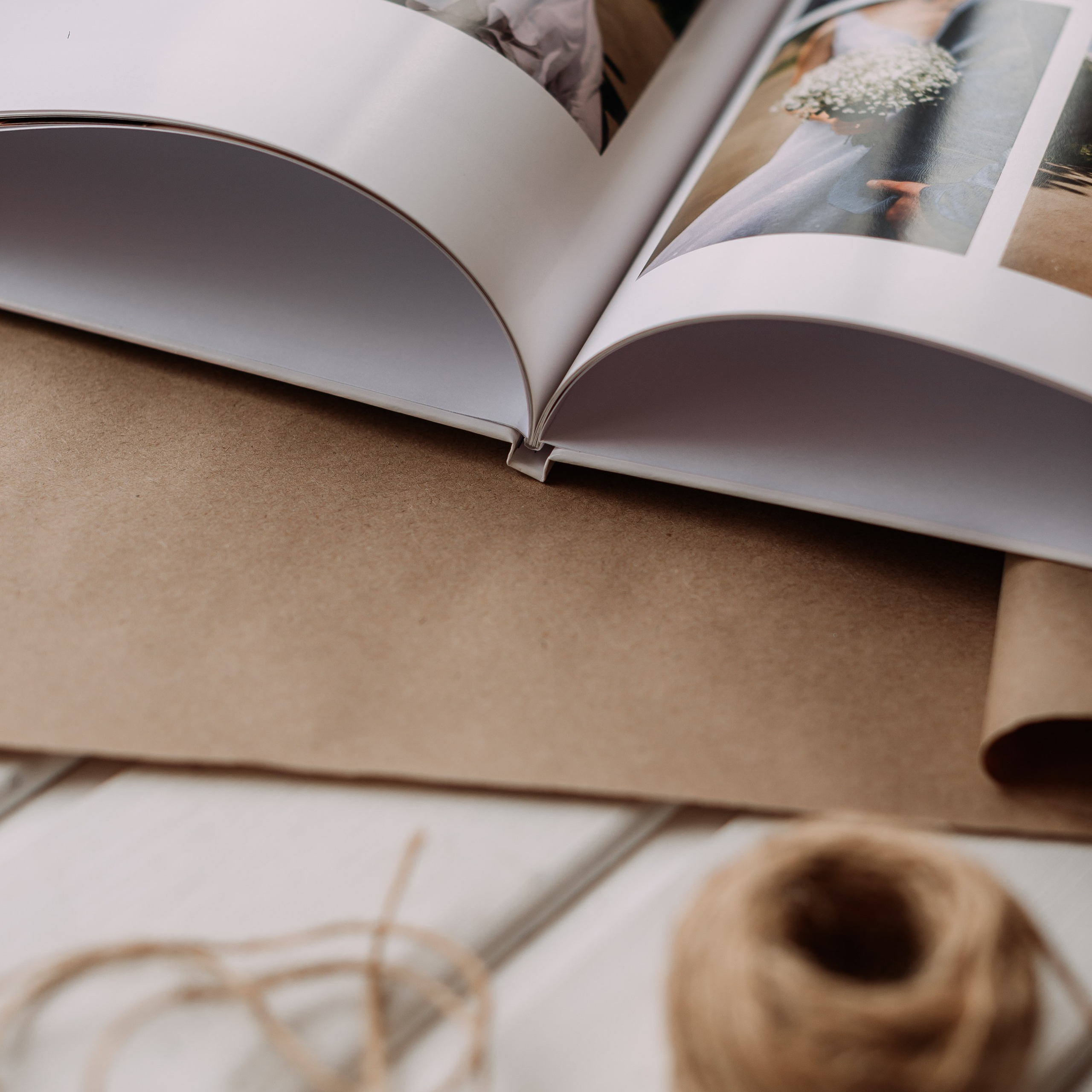 Тонкие страницы. Свадебный фотограф Алёна Замотаева