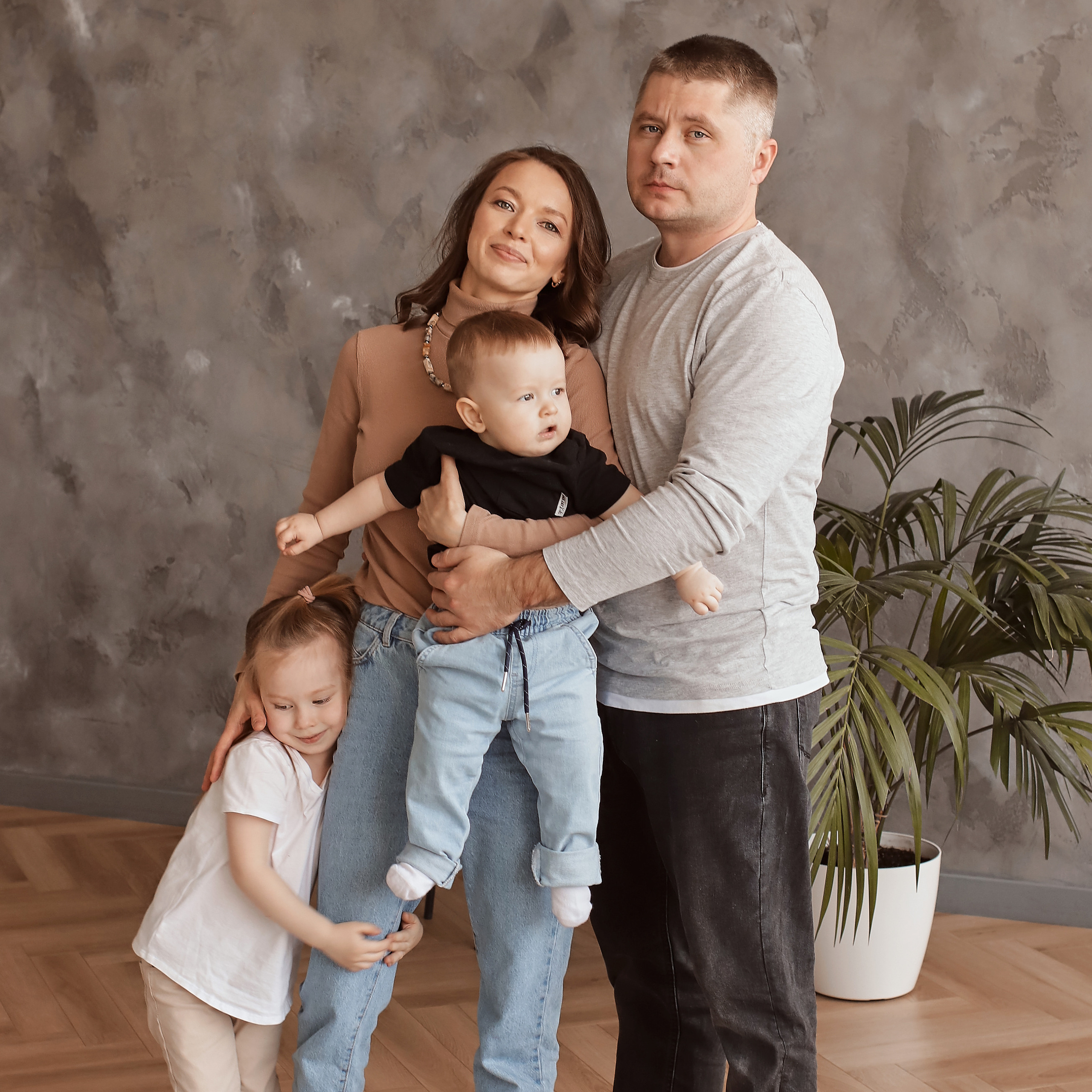 Студийные семейные фотосъемки