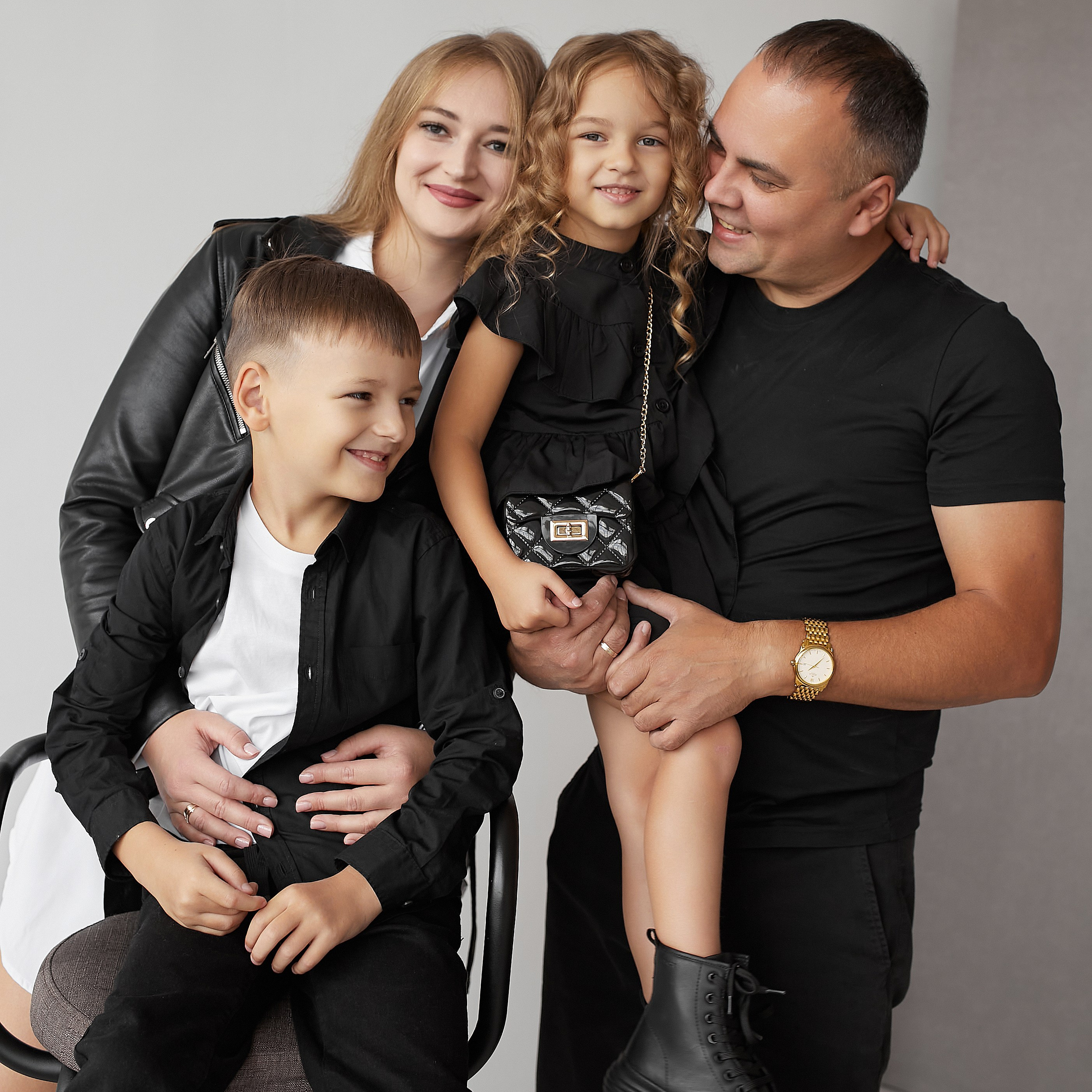 Студийные семейные фотосъемки