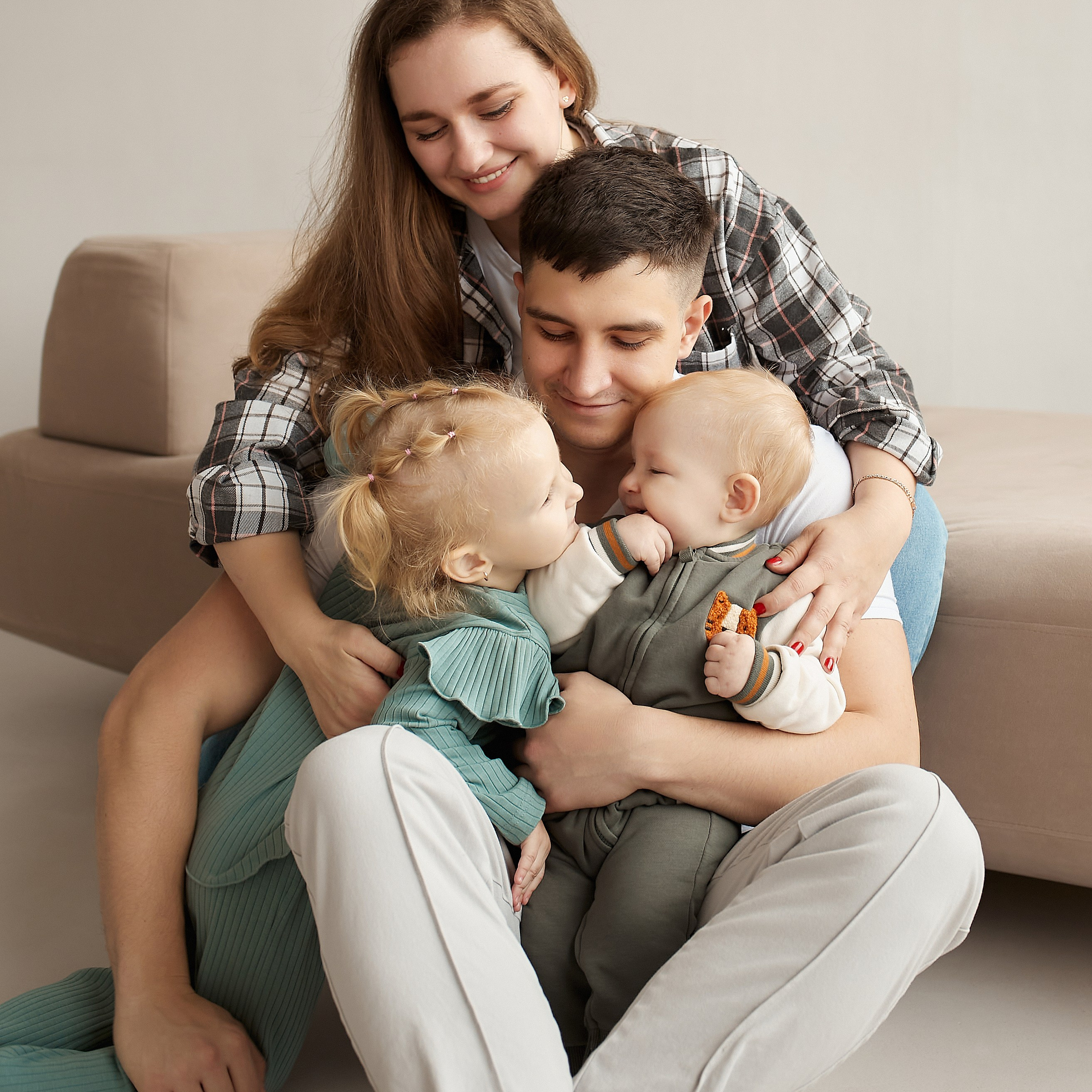 Студийные семейные фотосъемки